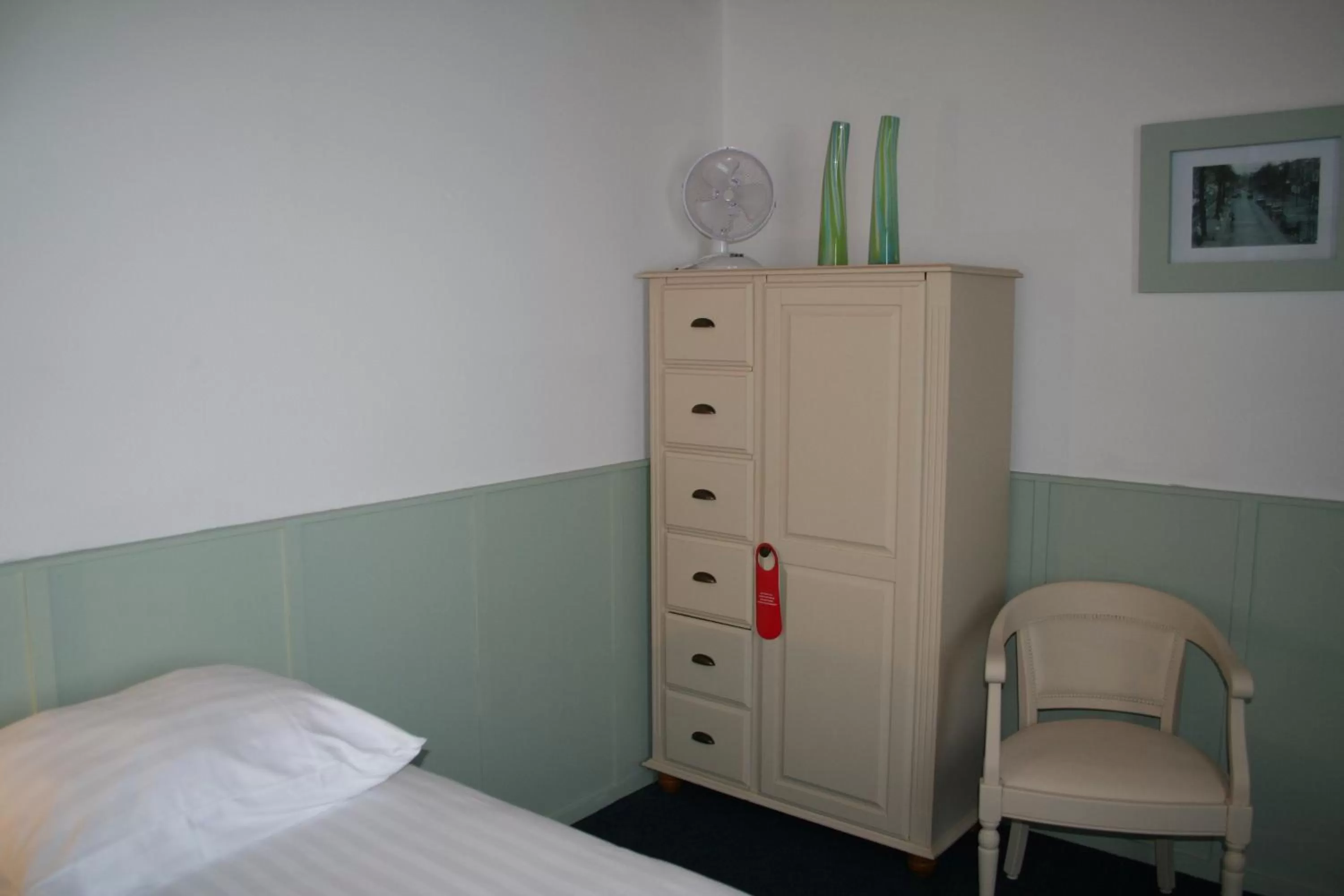 Bedroom, Bed in Hotel Verhoeven