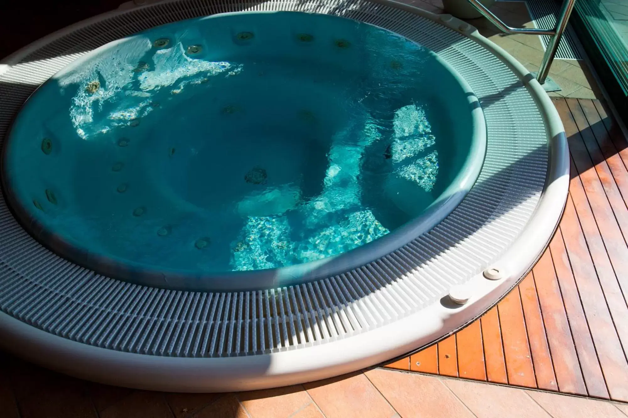Hot Tub in Villa Abbondanzi Resort