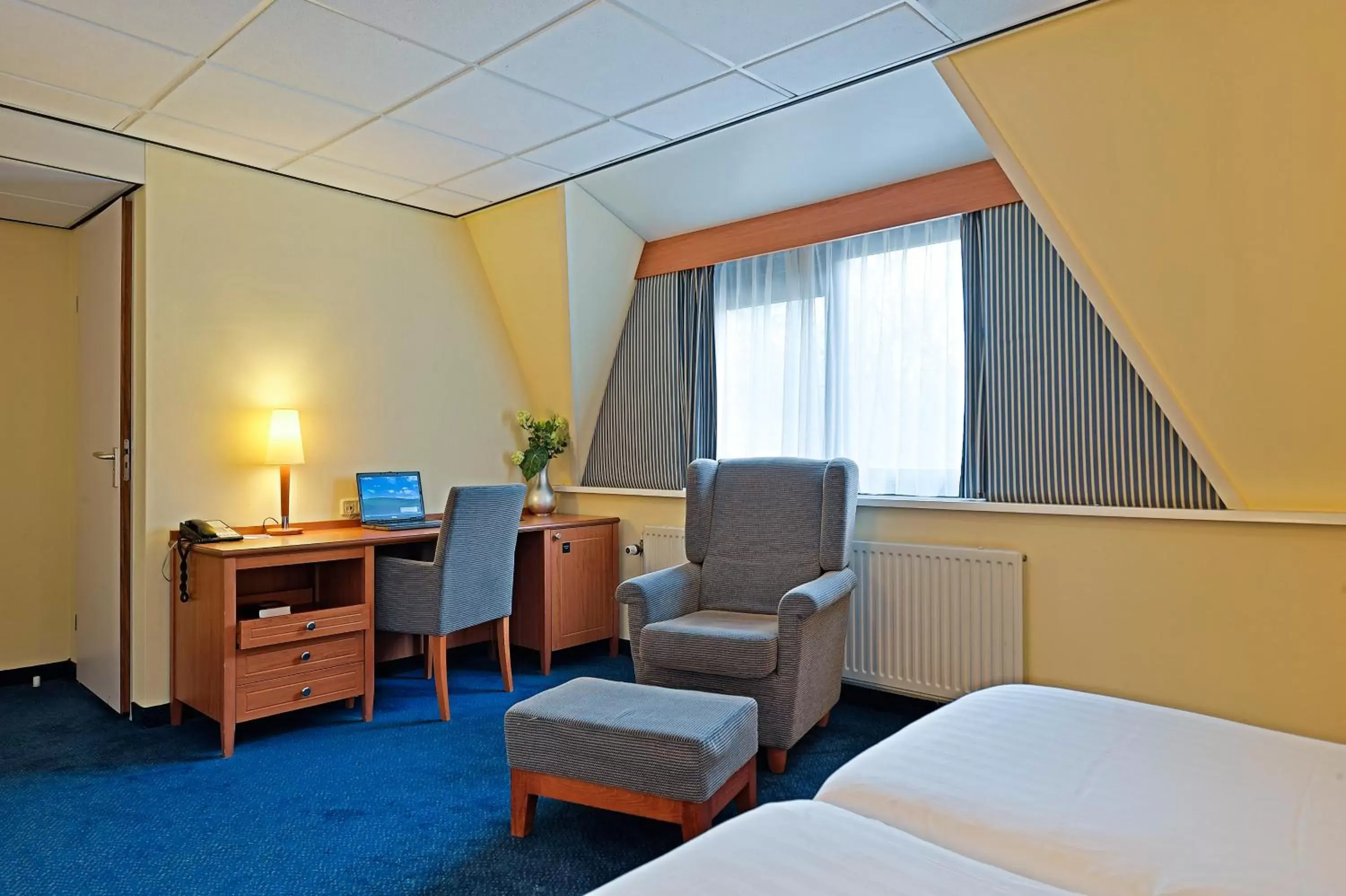 Deluxe Double Room with Bath & Shower in Fletcher Hotel Restaurant Epe-Zwolle