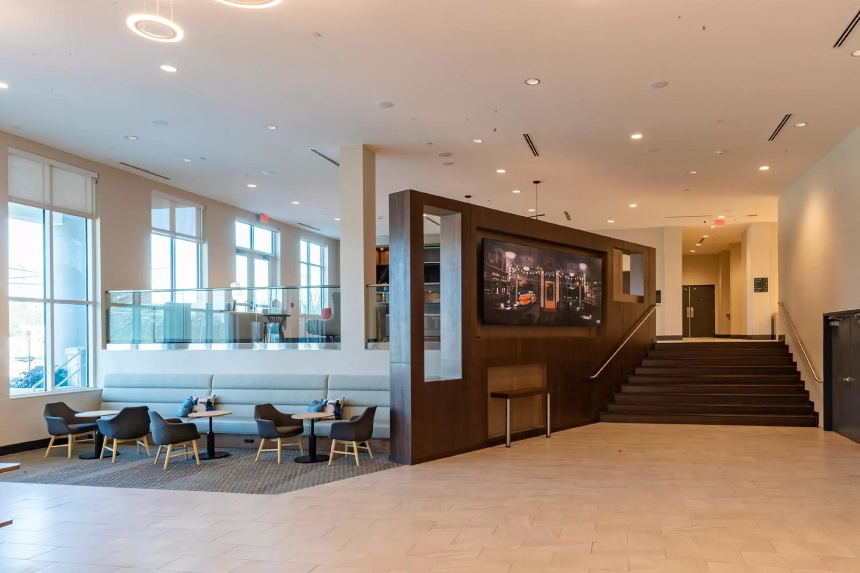 Property building, Lobby/Reception in Holiday Inn & Suites Atlanta Perimeter Dunwoody, an IHG Hotel