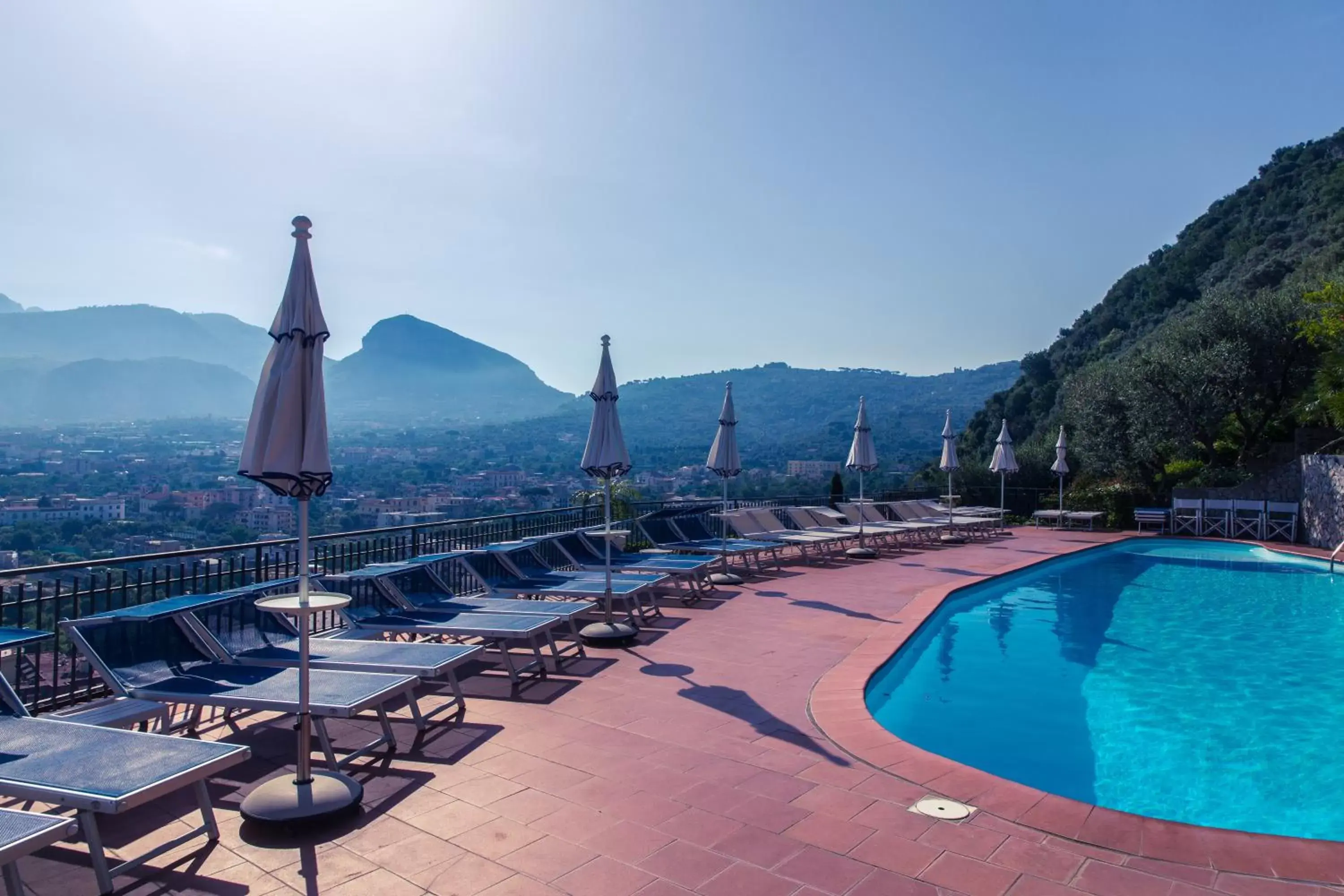 Pool view, Swimming Pool in Hotel Cristina