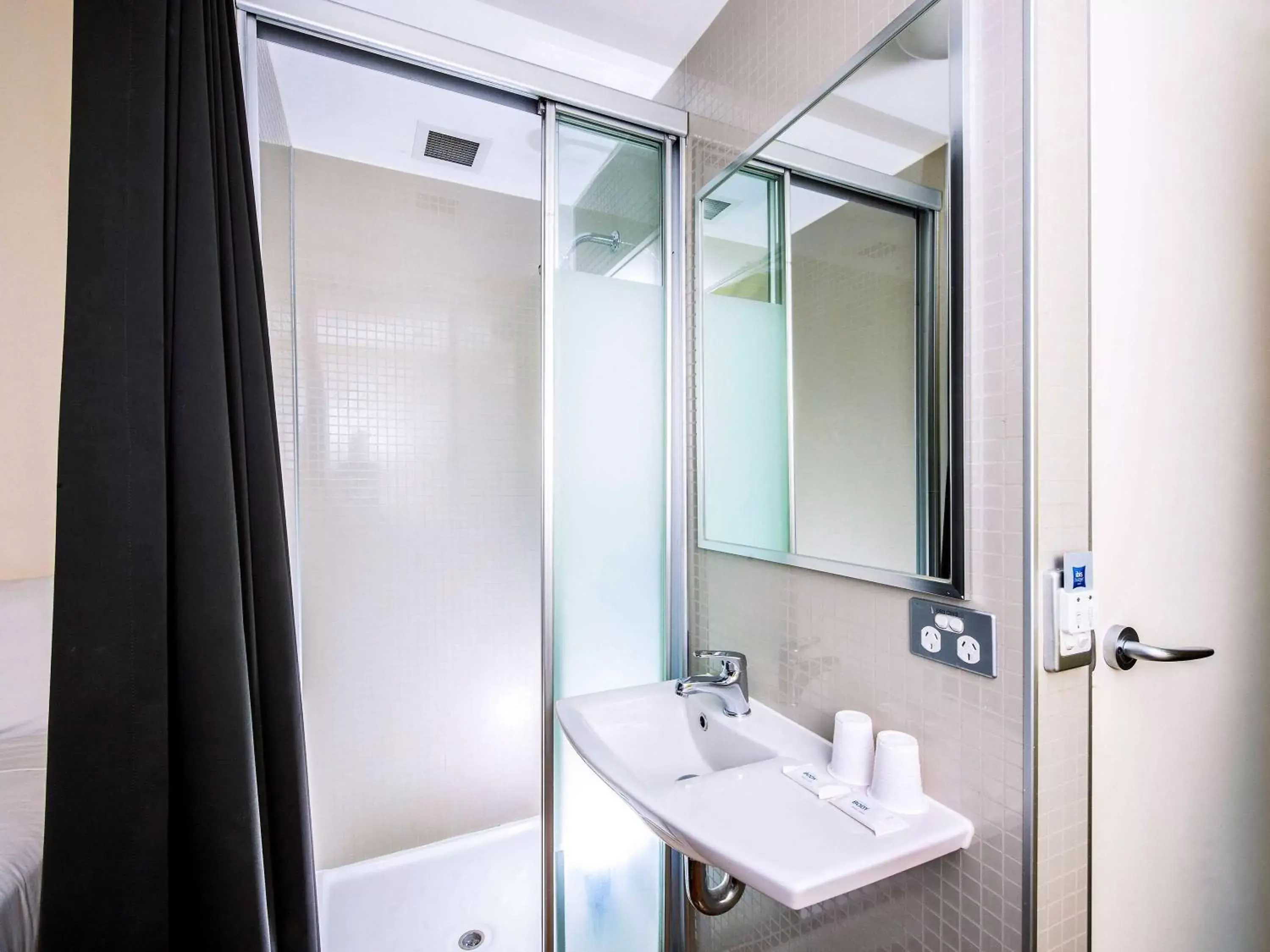Photo of the whole room, Bathroom in ibis Budget Sydney Olympic Park