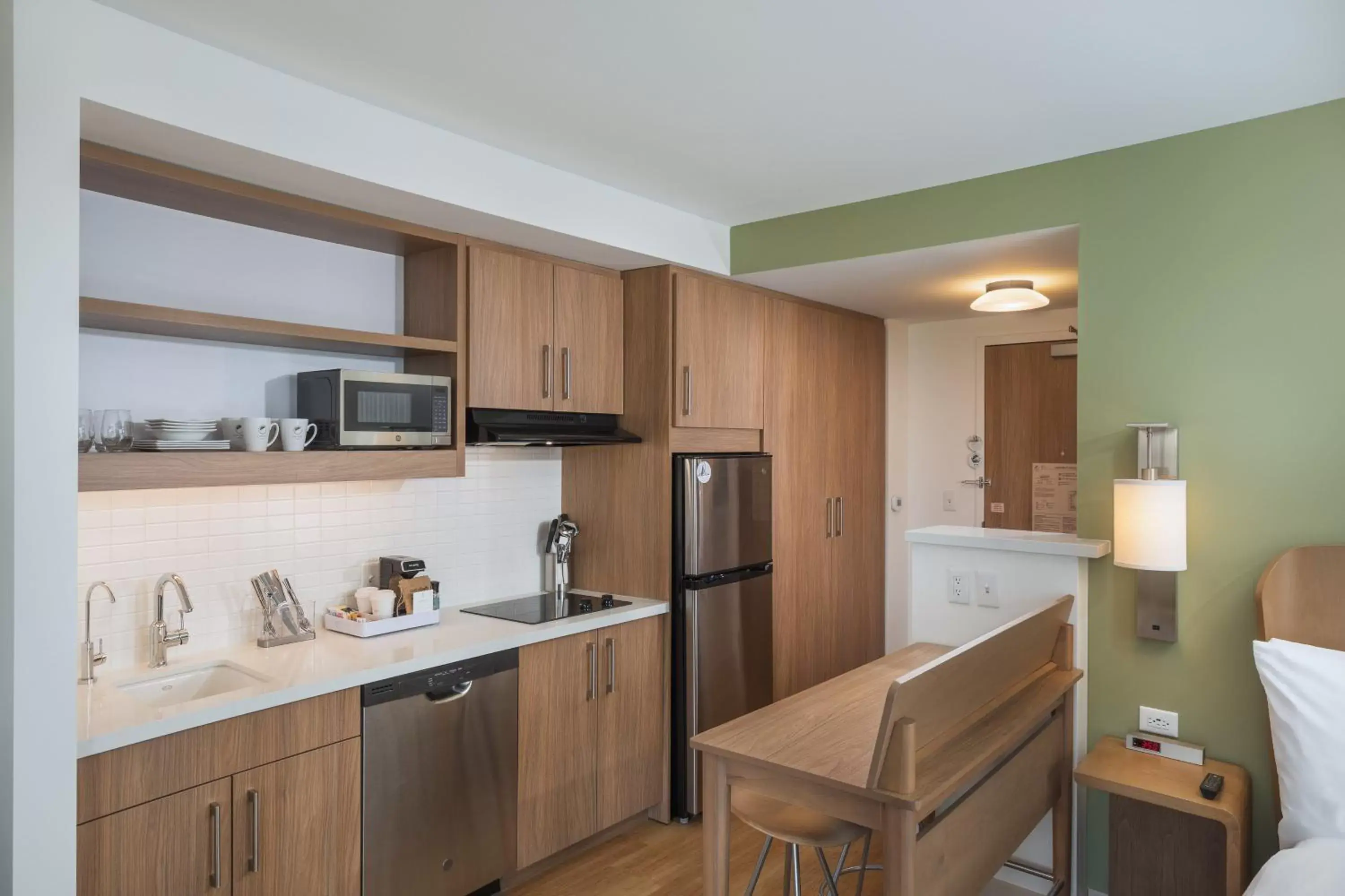 Kitchen or kitchenette, Kitchen/Kitchenette in Element Denver Downtown East