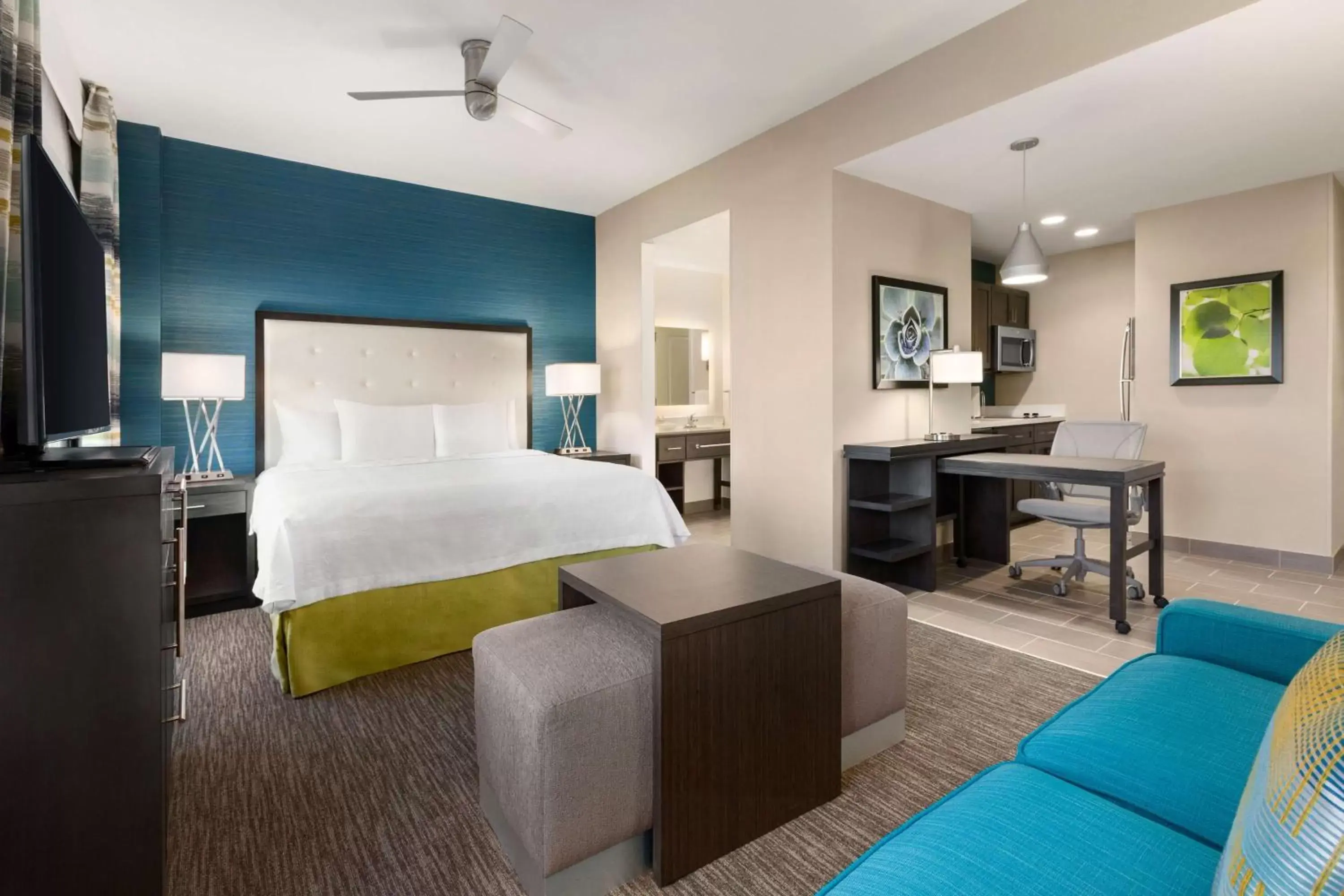 Bedroom in Homewood Suites By Hilton Charlotte Southpark