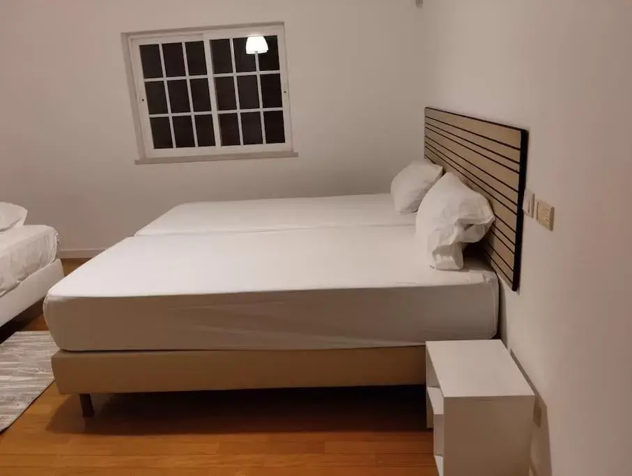 Bed in Villa Privée Cascais