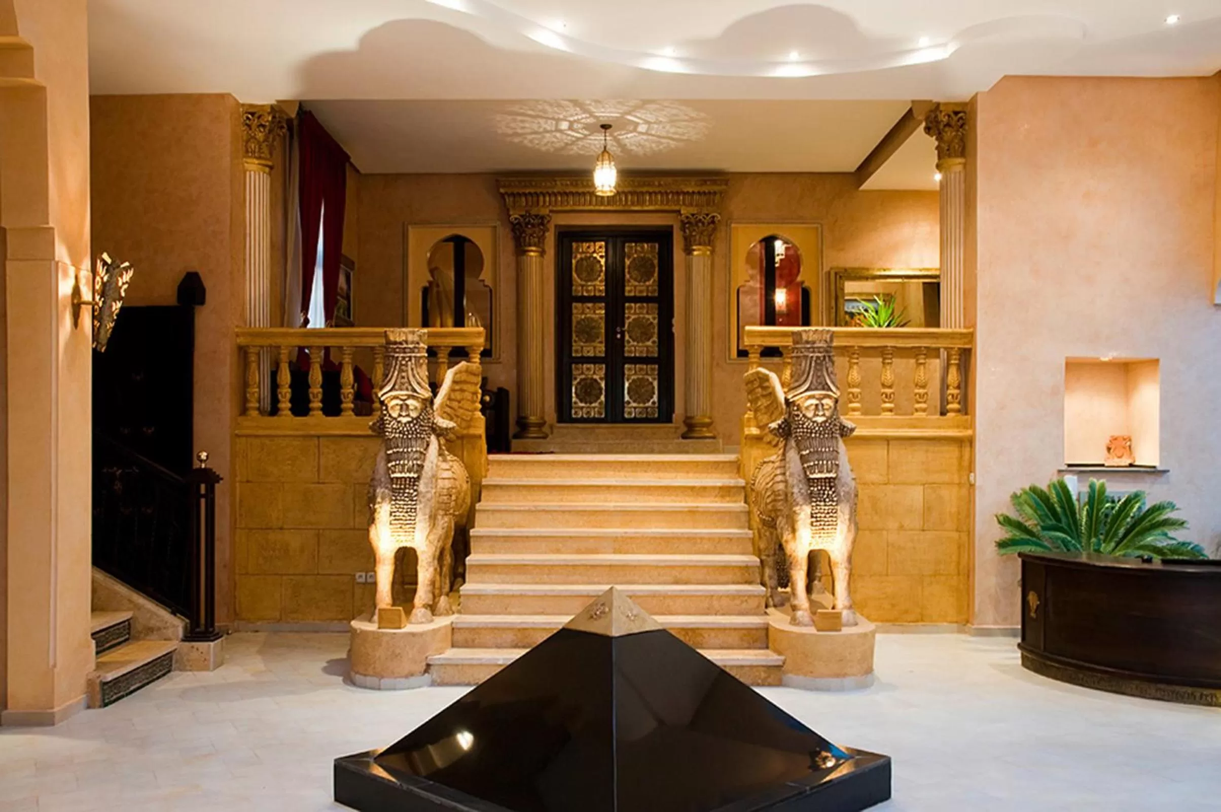 Lobby or reception in Le Temple Des Arts