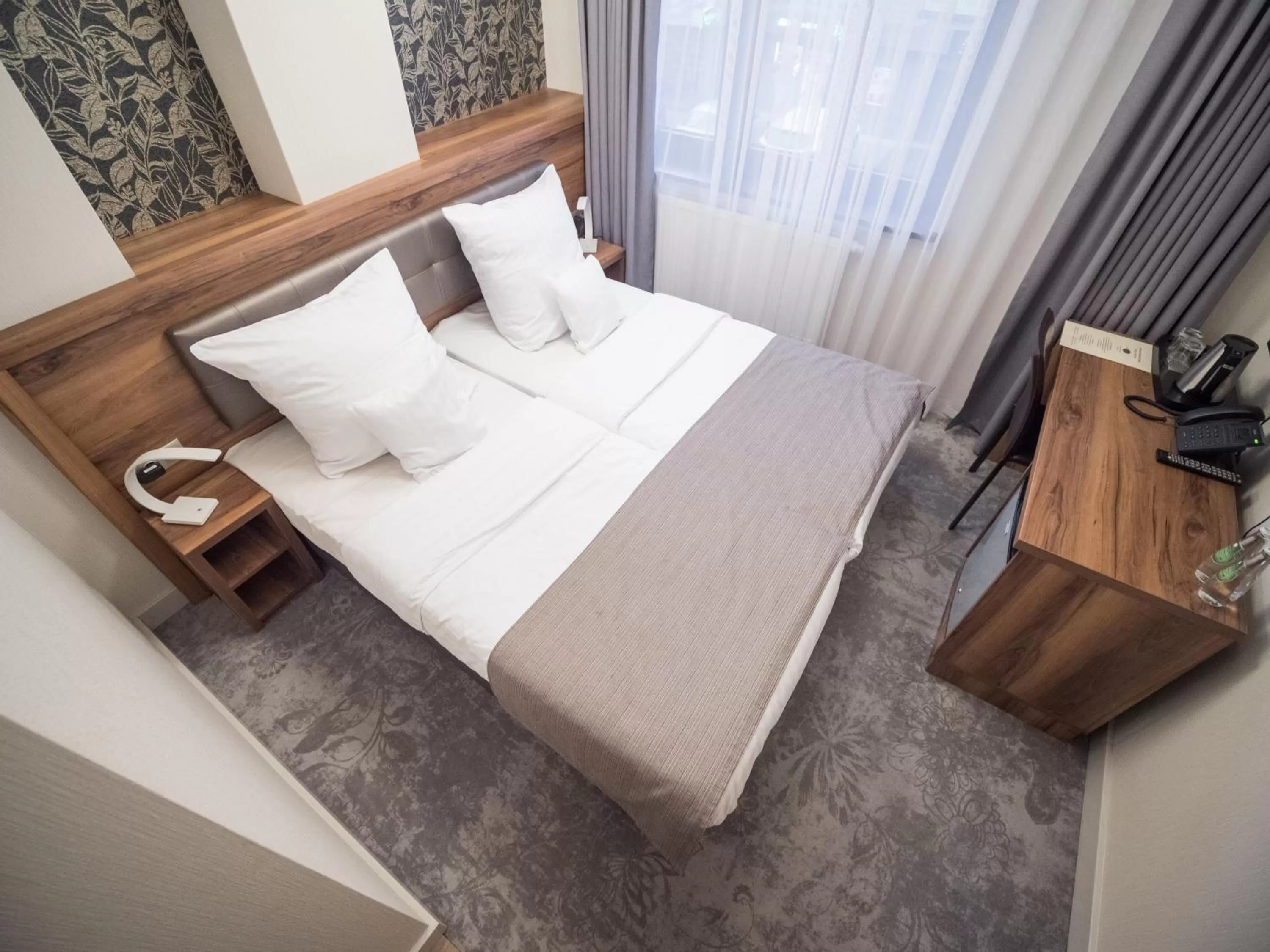 Bed in Hotel Miodowa