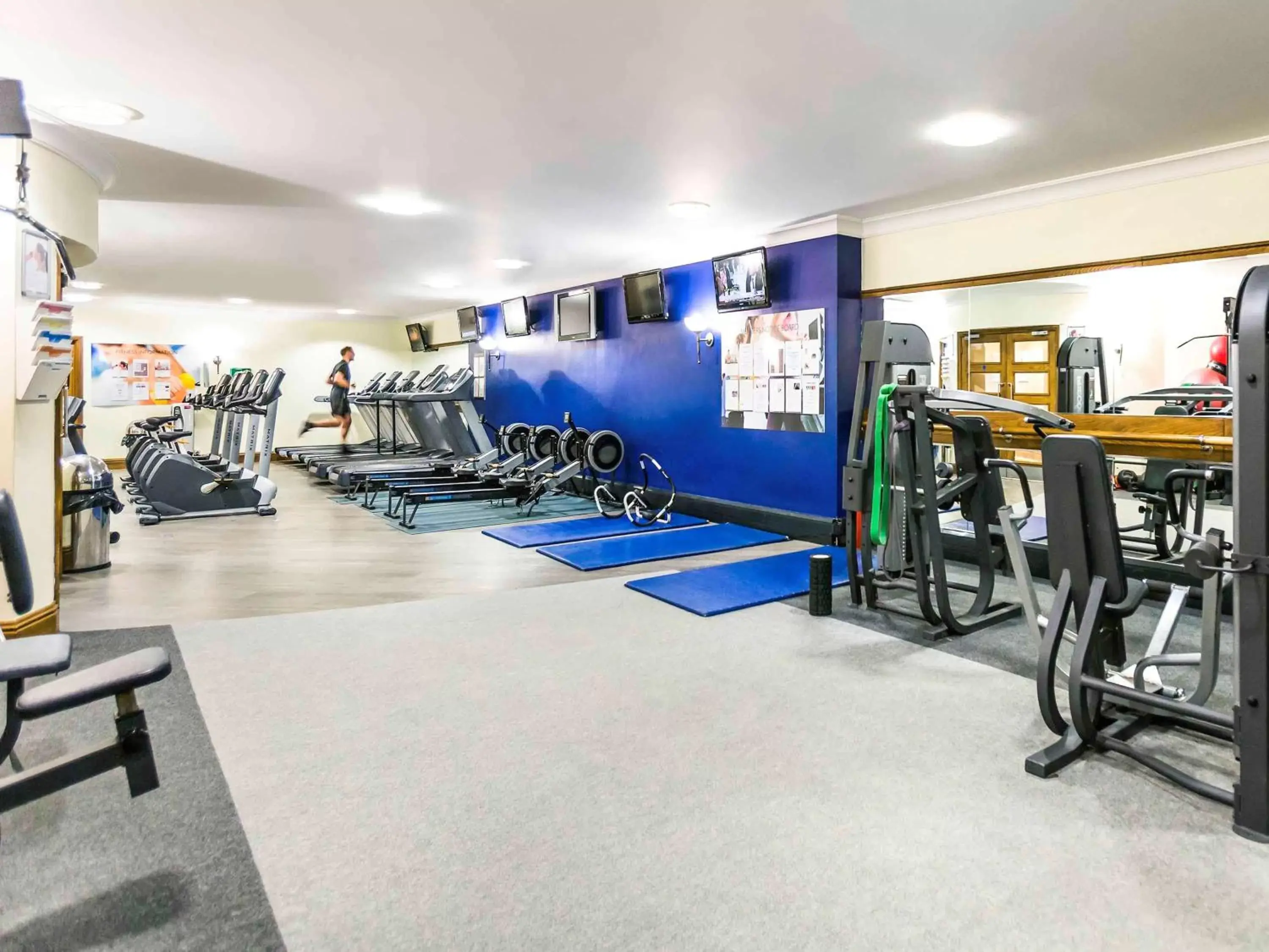 Fitness centre/facilities, Fitness Center/Facilities in Mercure Dartford Brands Hatch Hotel & Spa