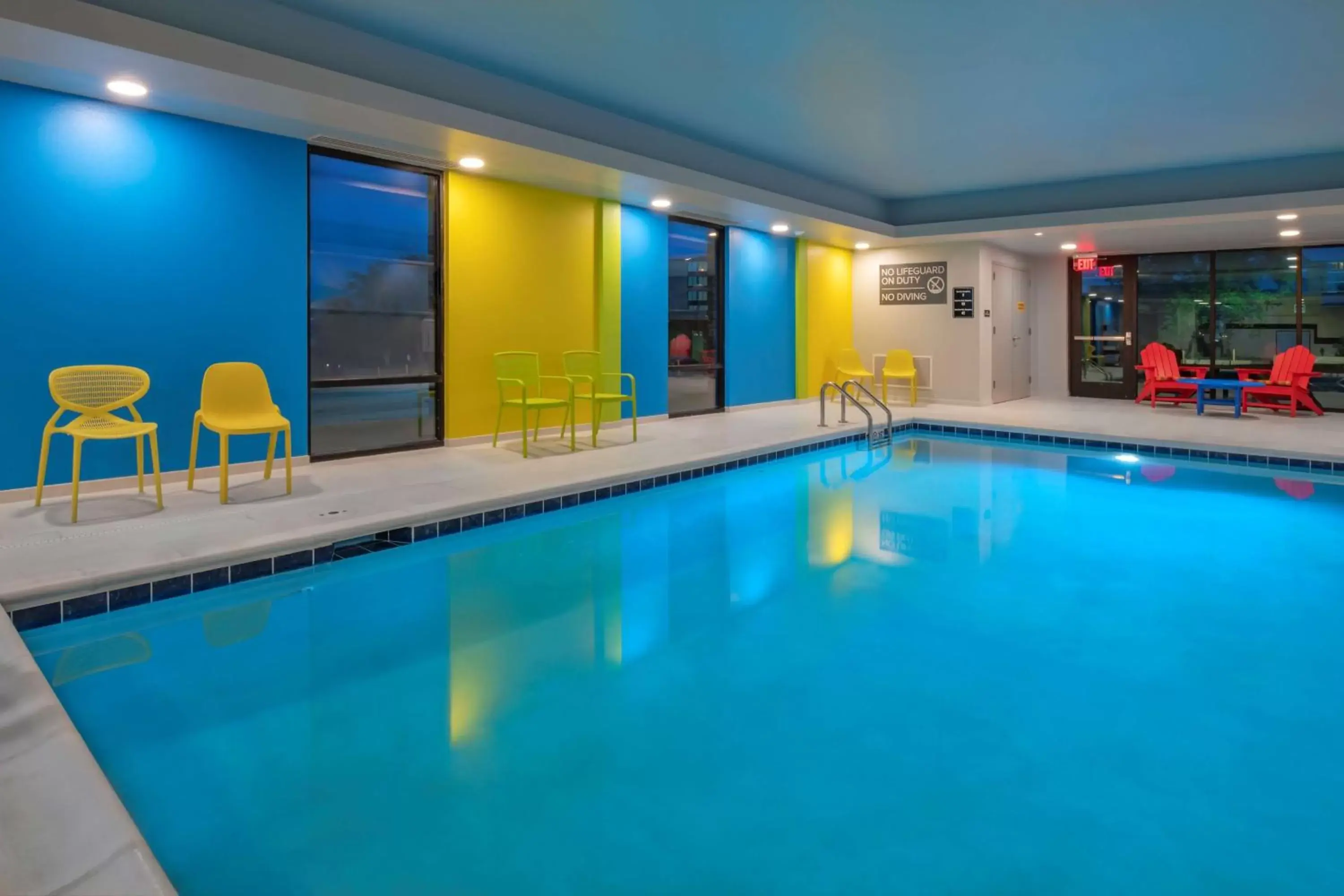 Swimming Pool in Home2 Suites by Hilton Omaha I-80 at 72nd Street, NE