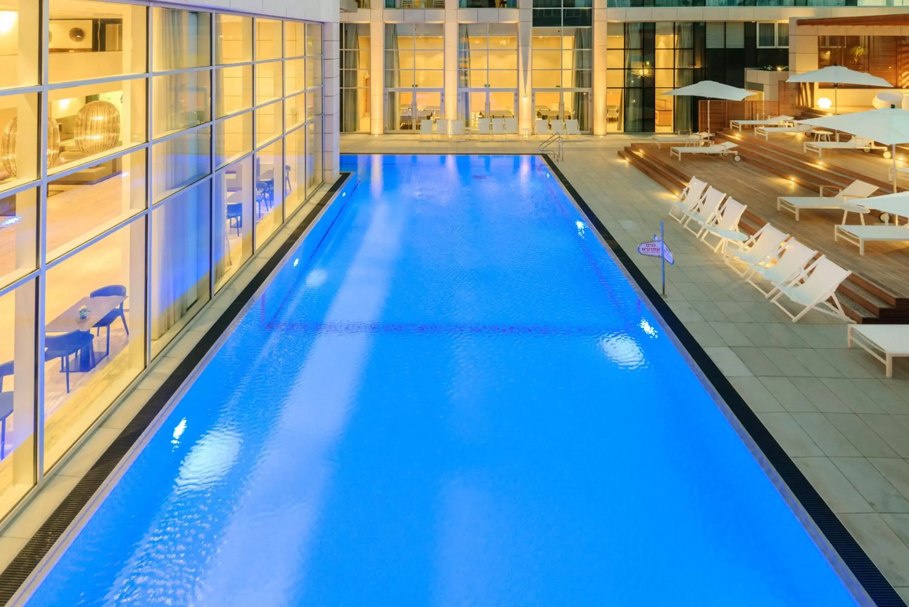 Swimming pool in Herods Herzliya Swimming pool in Herods Herzliya