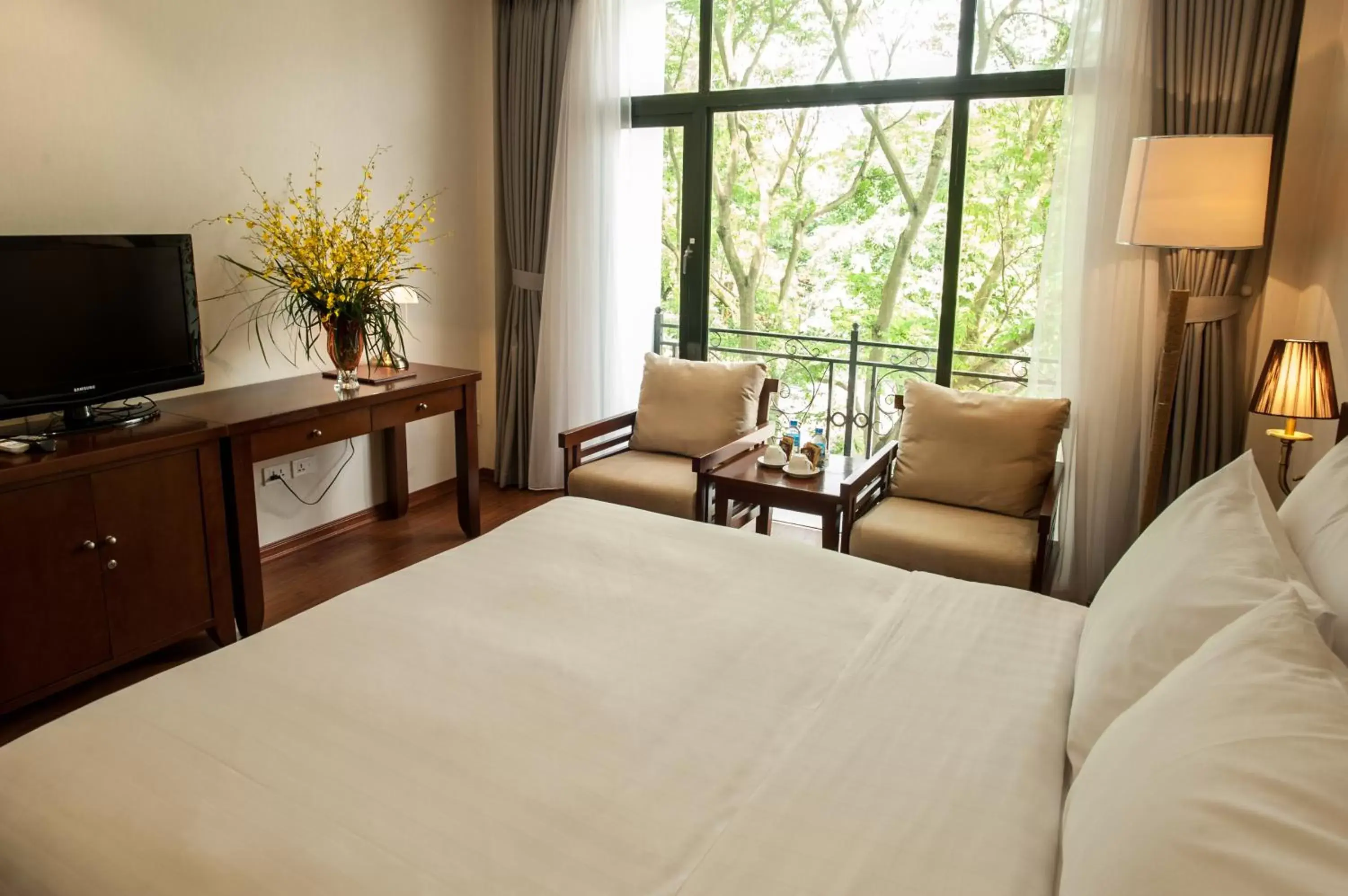 Bedroom, Room Photo in Mon Regency Hotel Bedroom, Room Photo in Mon Regency Hotel