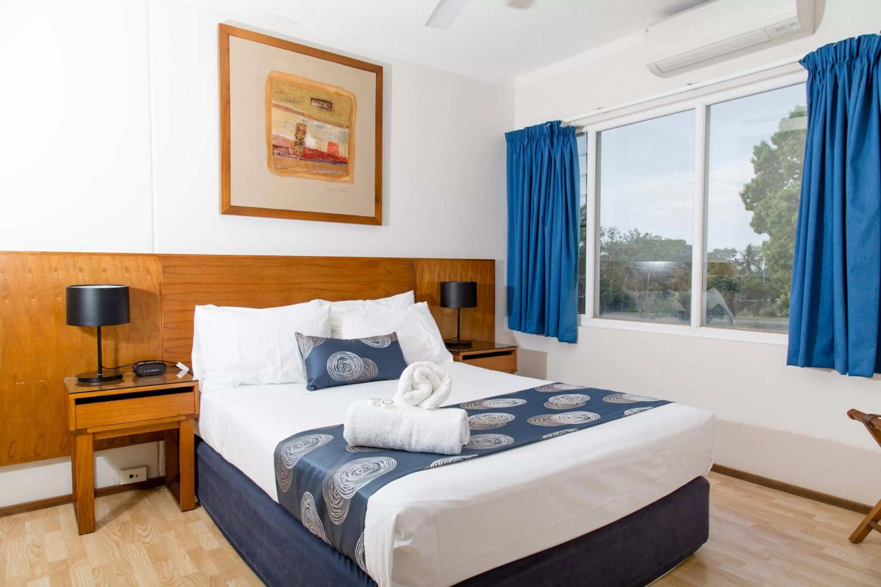 Bedroom, Bed in Cullen Bay Resorts