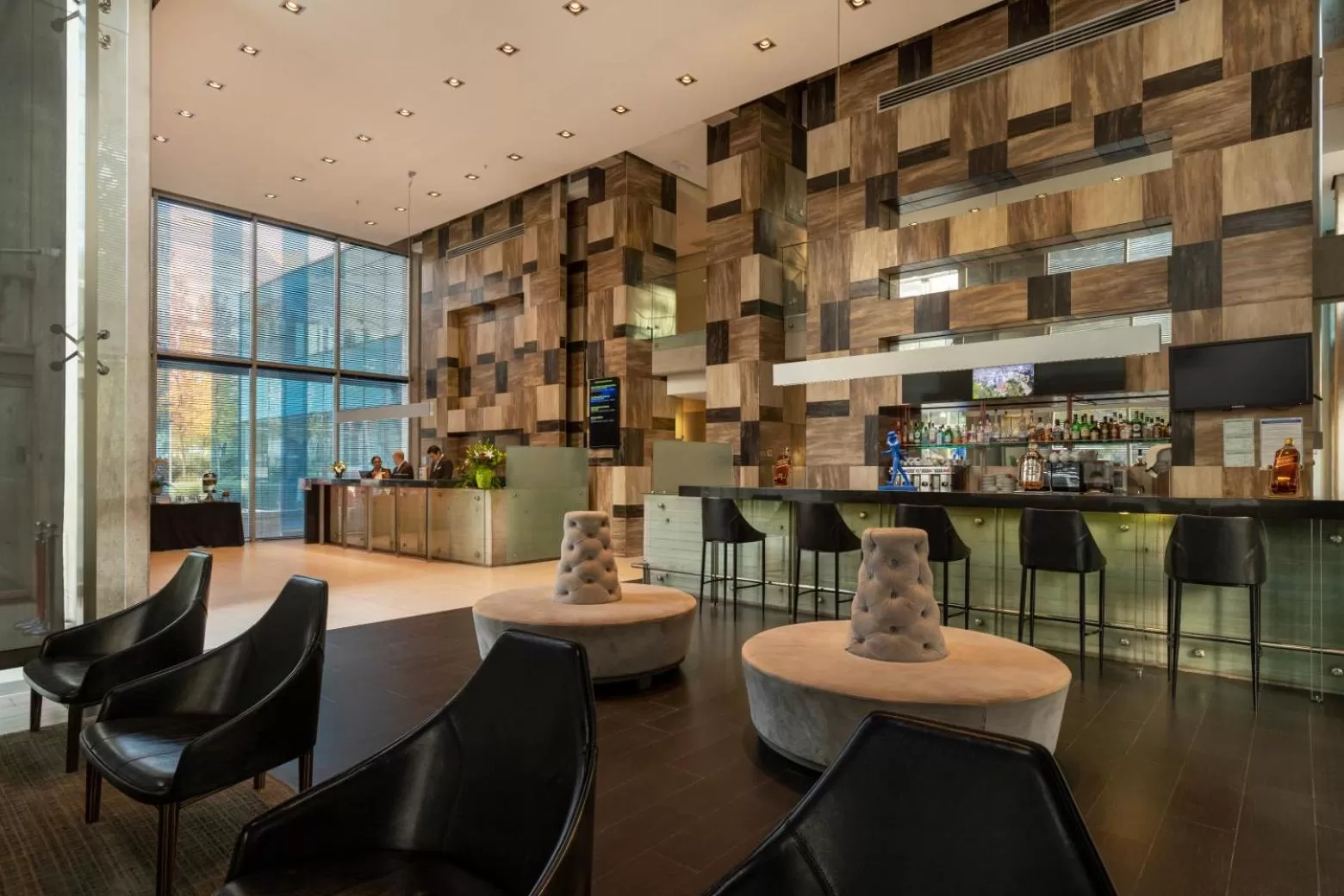 Lobby or reception in Best Western Premier Marina Las Condes