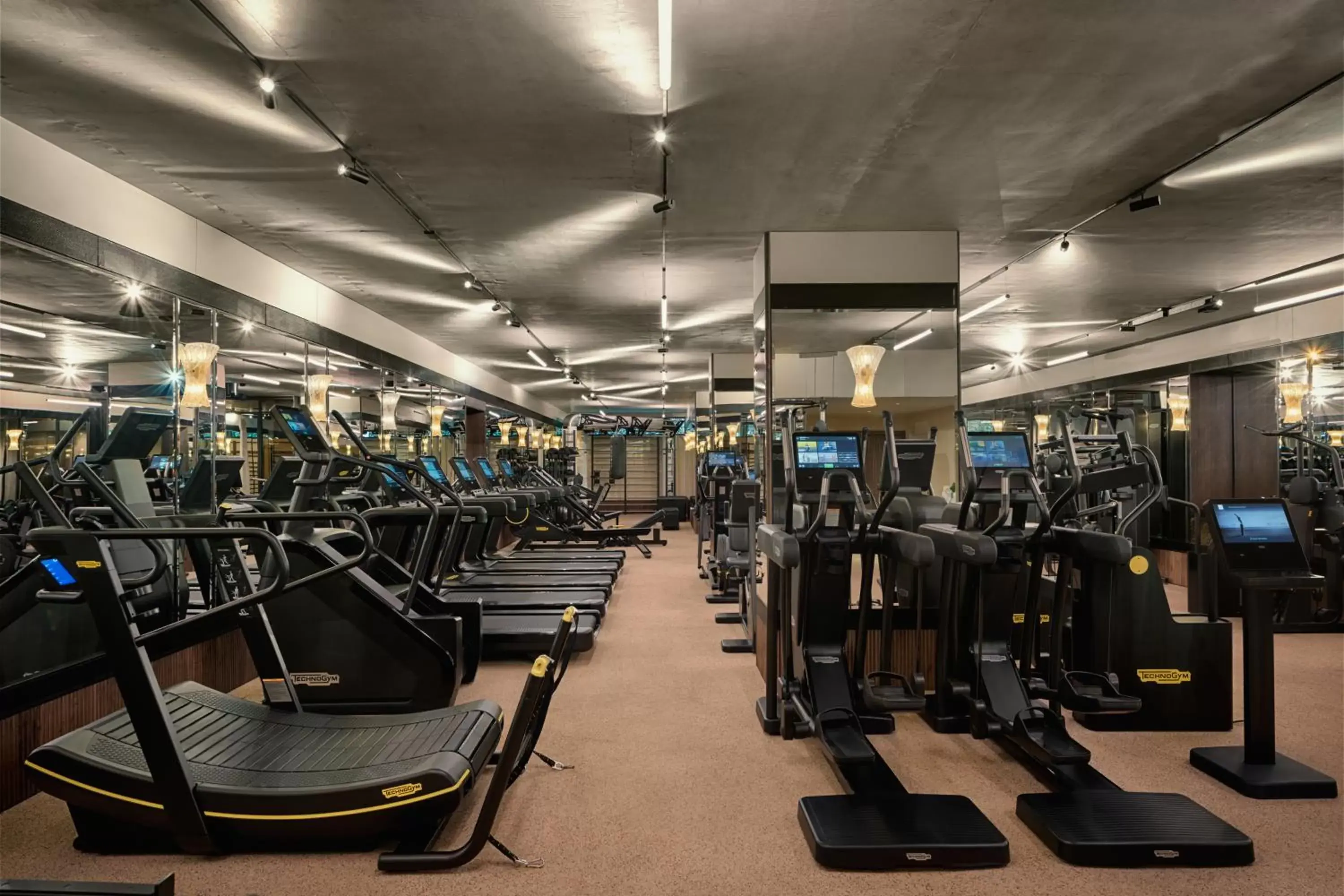 Fitness centre/facilities, Fitness Center/Facilities in Stradom House, Autograph Collection