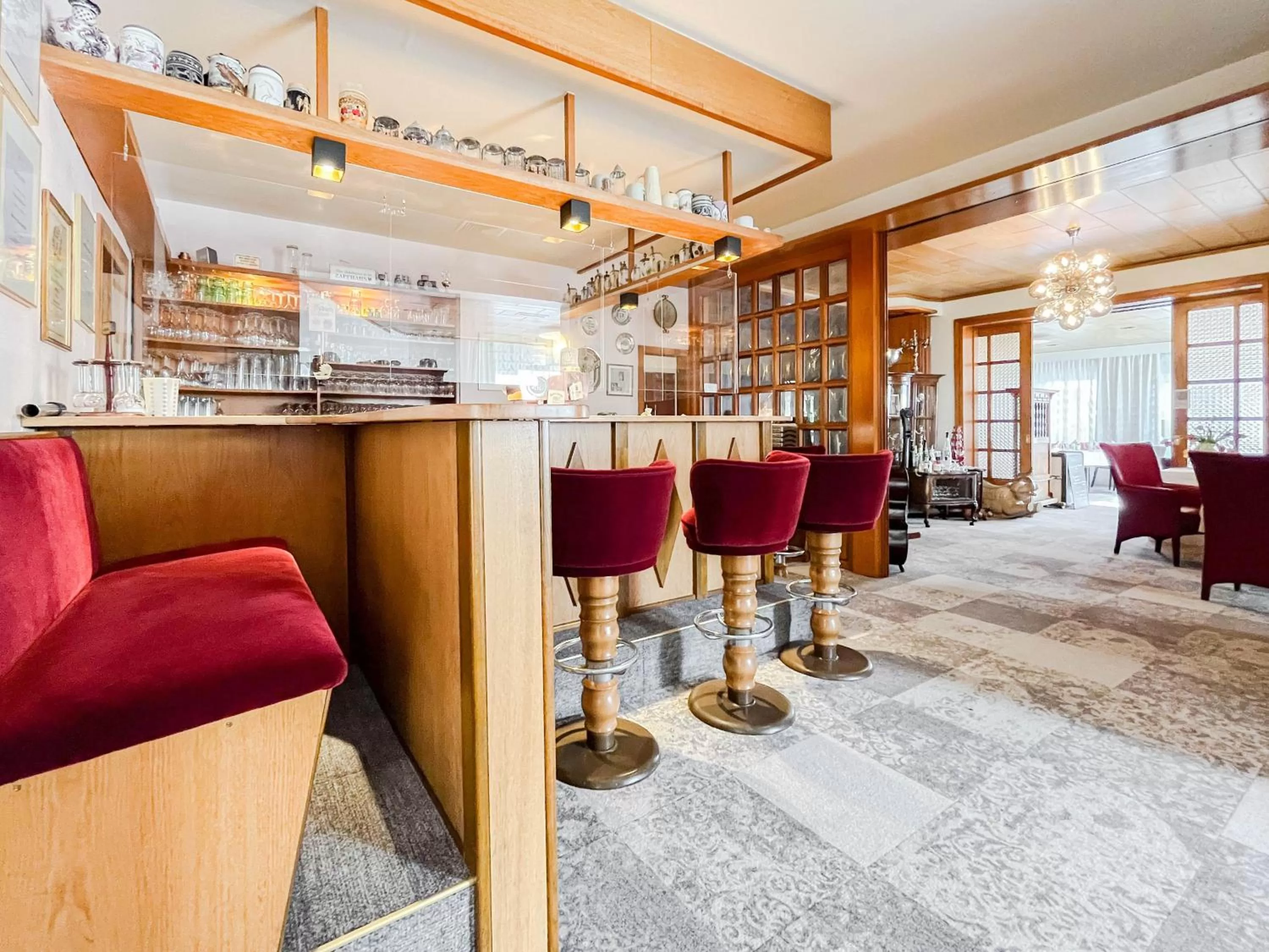 Restaurant/places to eat in Hotel-Restaurant Vier Linden