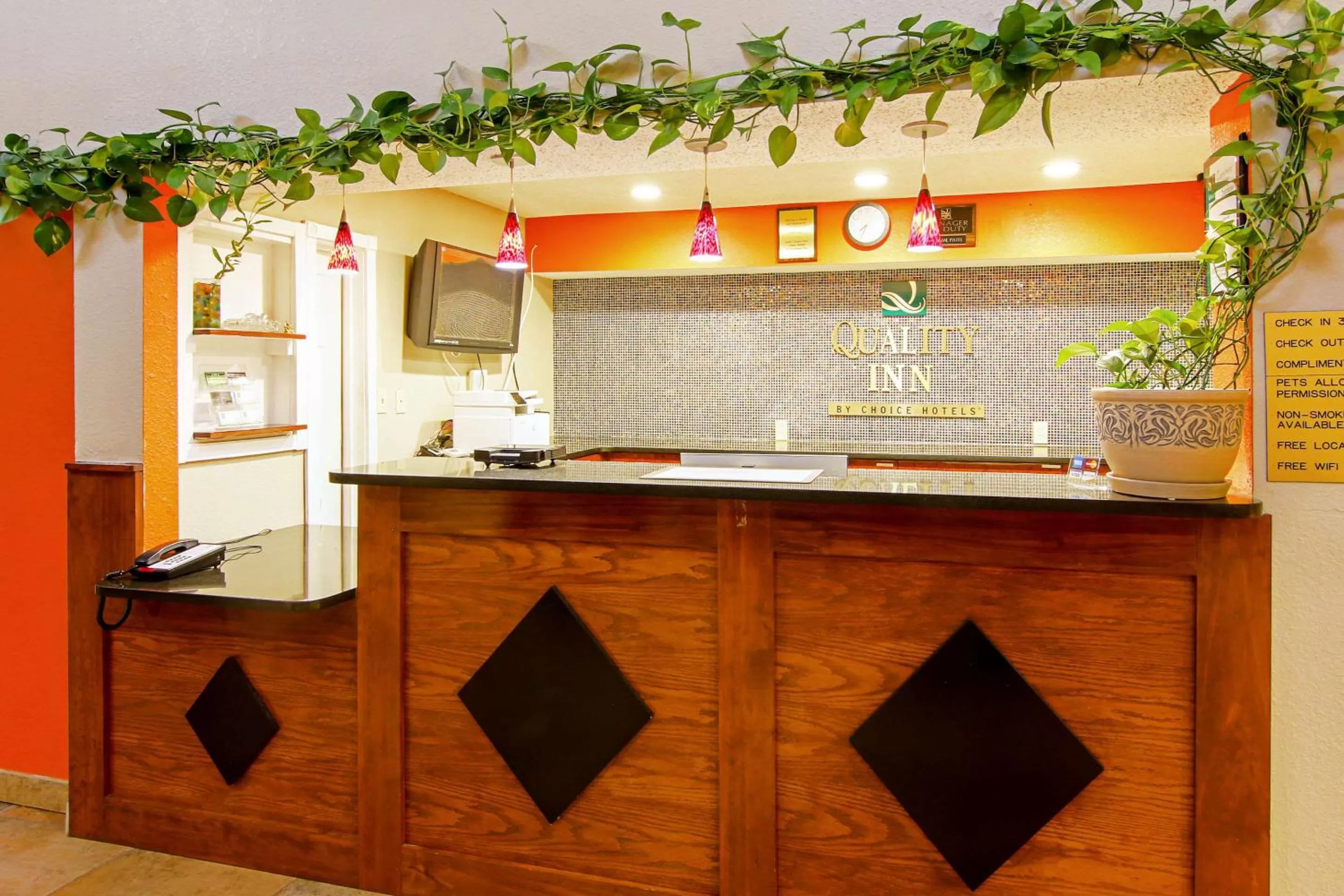 Lobby or reception in Quality Inn Plainfield I-395