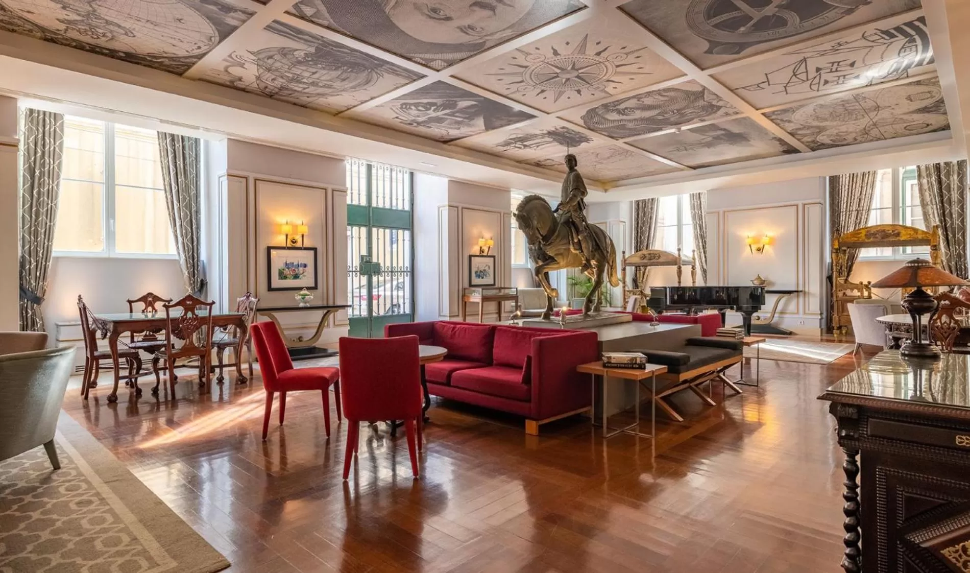 Living room in Pousada de Lisboa - Small Luxury Hotels Of The World