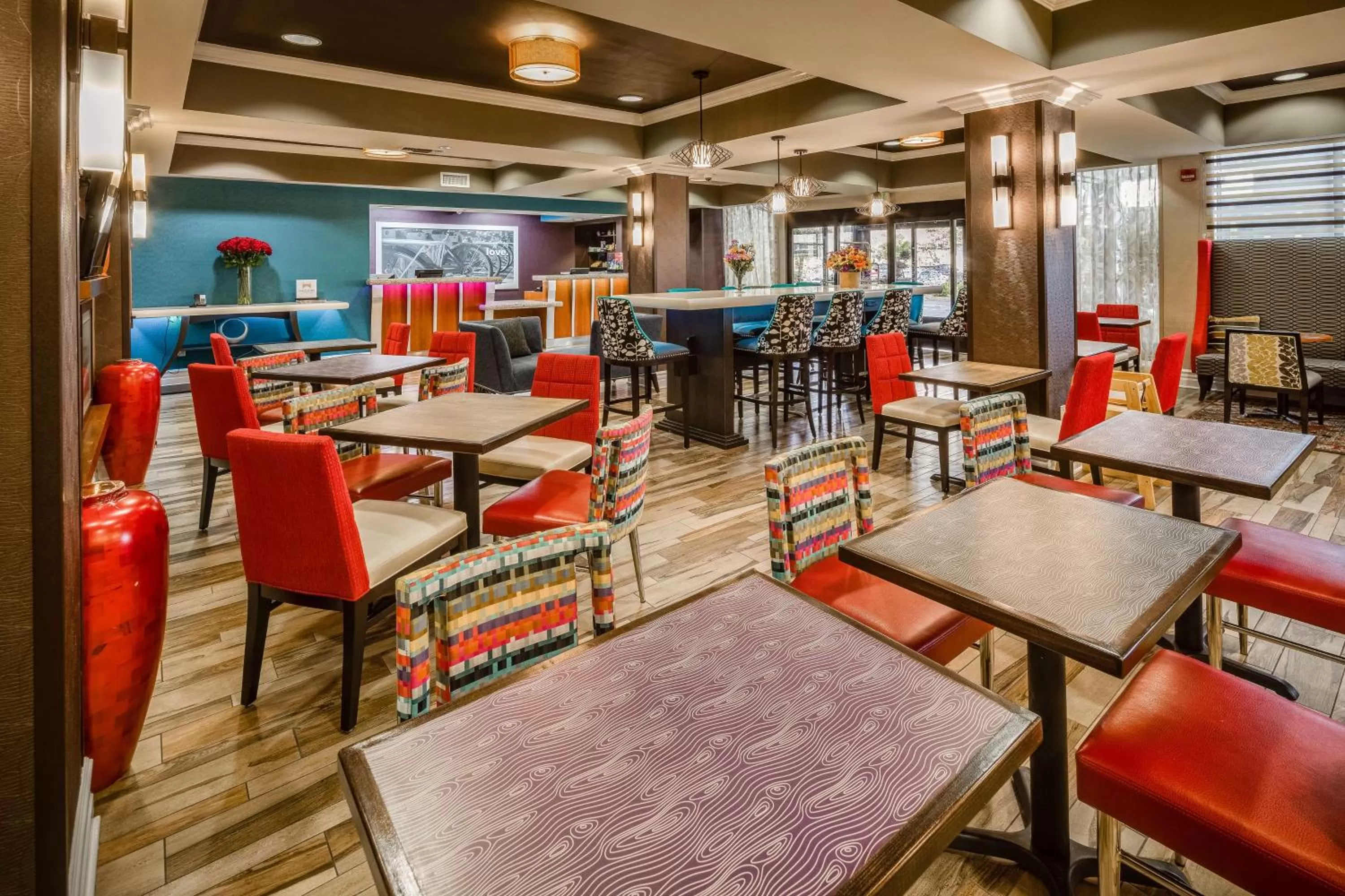 Restaurant/places to eat in Hampton Inn San Francisco Airport