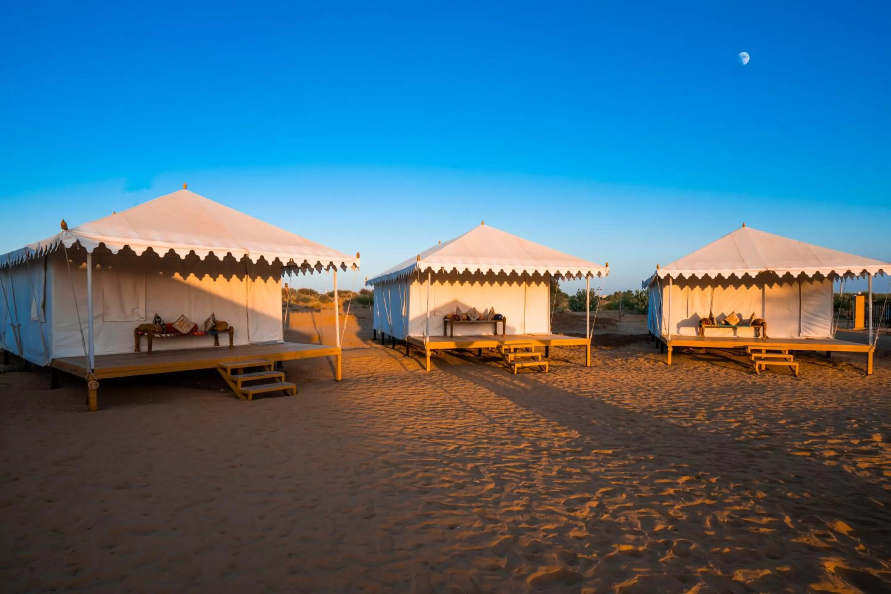 Day in Helsinki Desert Camp