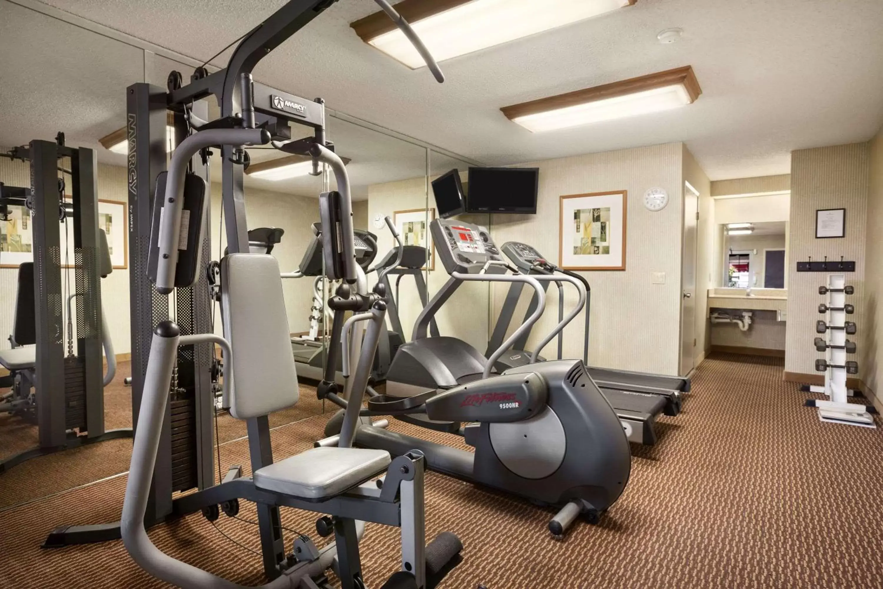 Fitness centre/facilities, Fitness Center/Facilities in Ramada by Wyndham Costa Mesa/Newport Beach