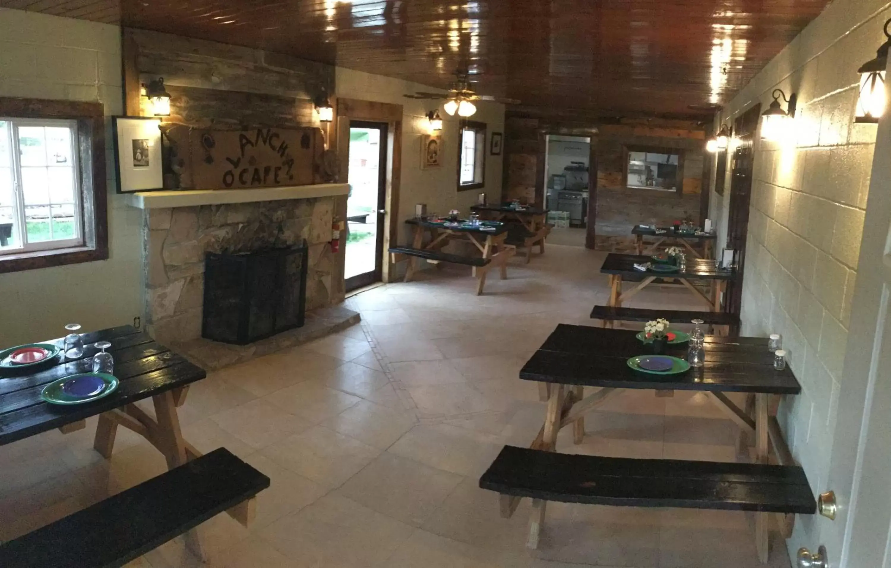 Restaurant/places to eat in Olancha RV Park and Motel Restaurant/places to eat in Olancha RV Park and Motel