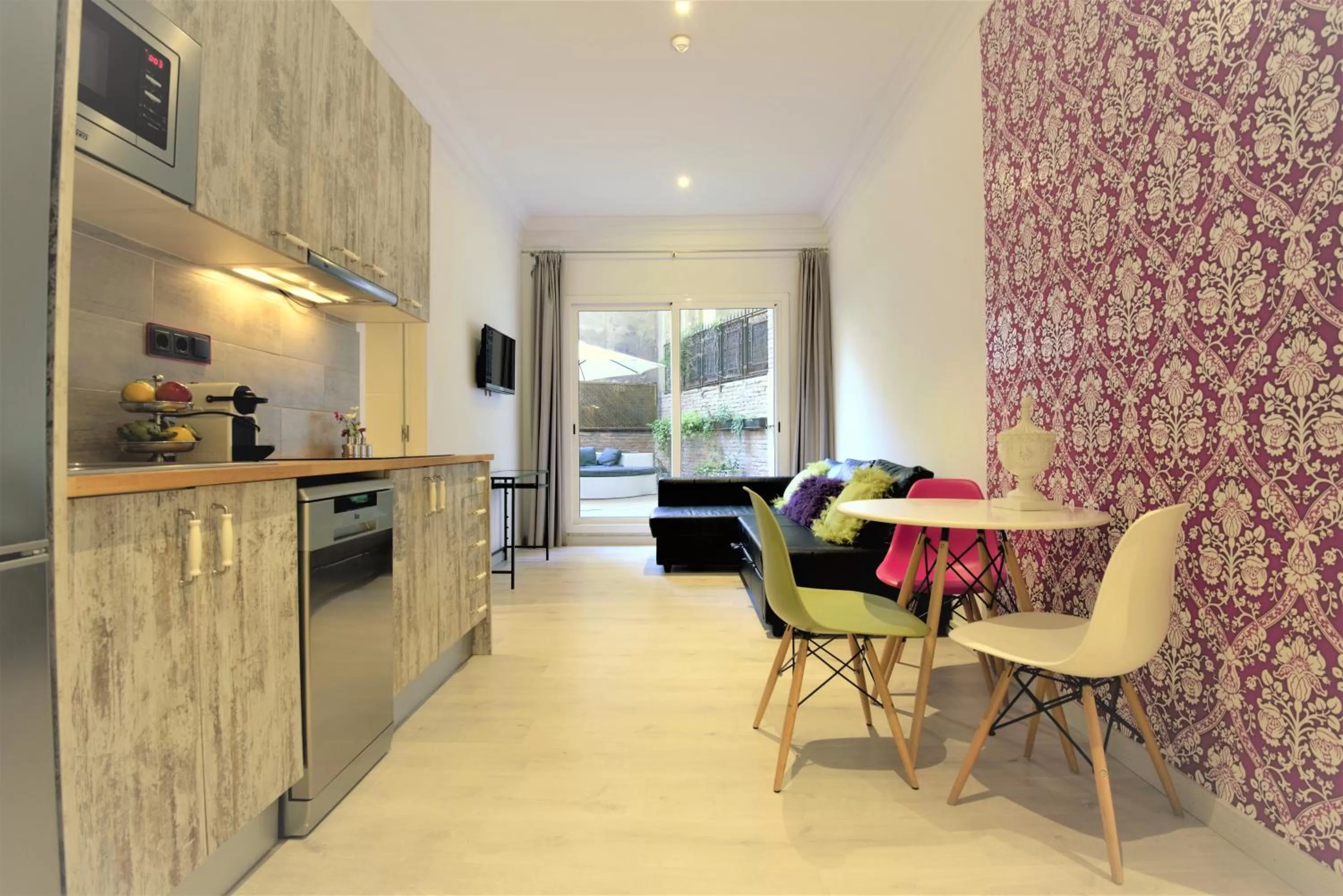 Photo of the whole room in DreamKeys Barcelona City