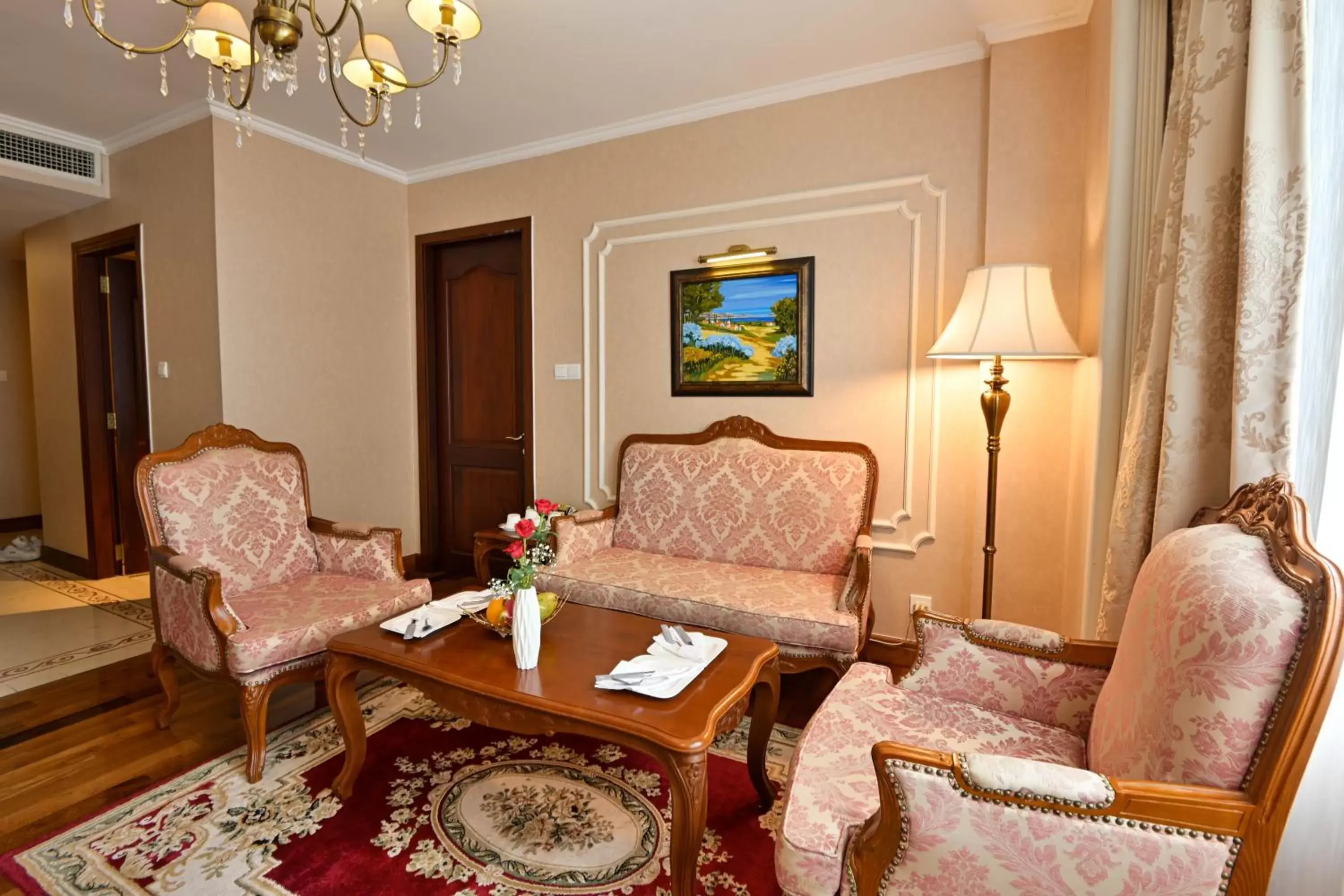 Living room, Seating Area in Hotel Grand Saigon