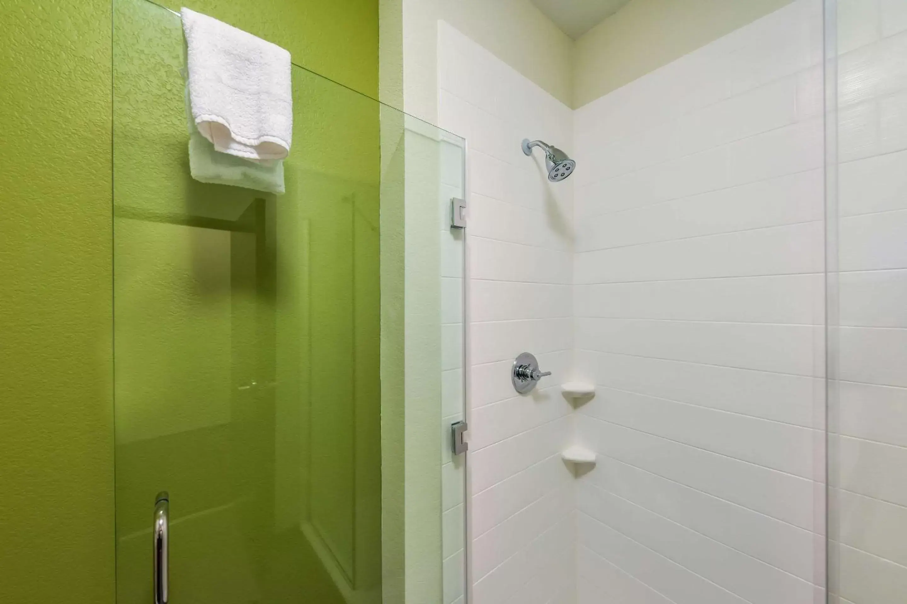 Photo of the whole room, Bathroom in Sleep Inn & Suites Fort Worth - Fossil Creek