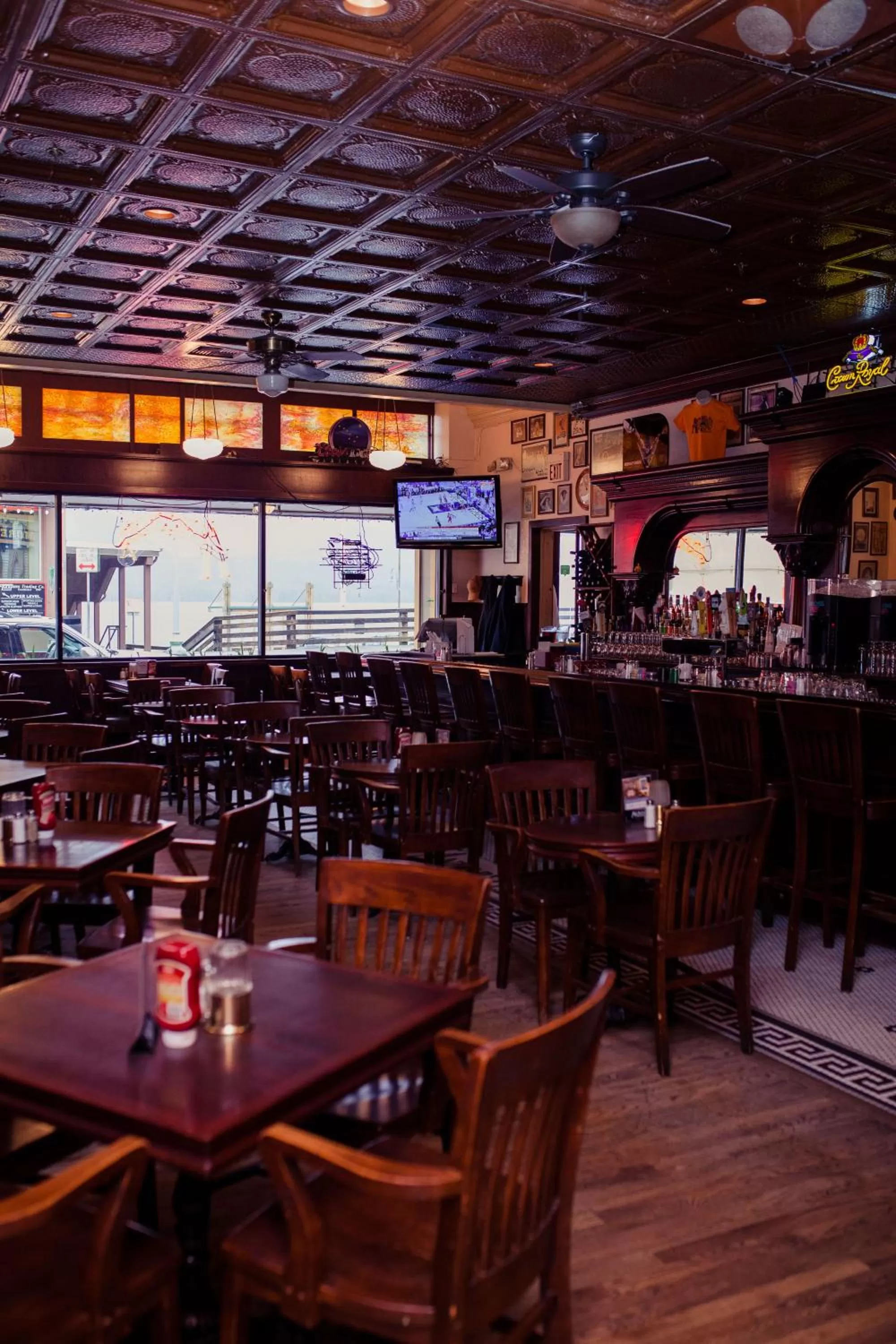 Lounge or bar in Gilmore Hotel, Trademark Collection by Wyndham