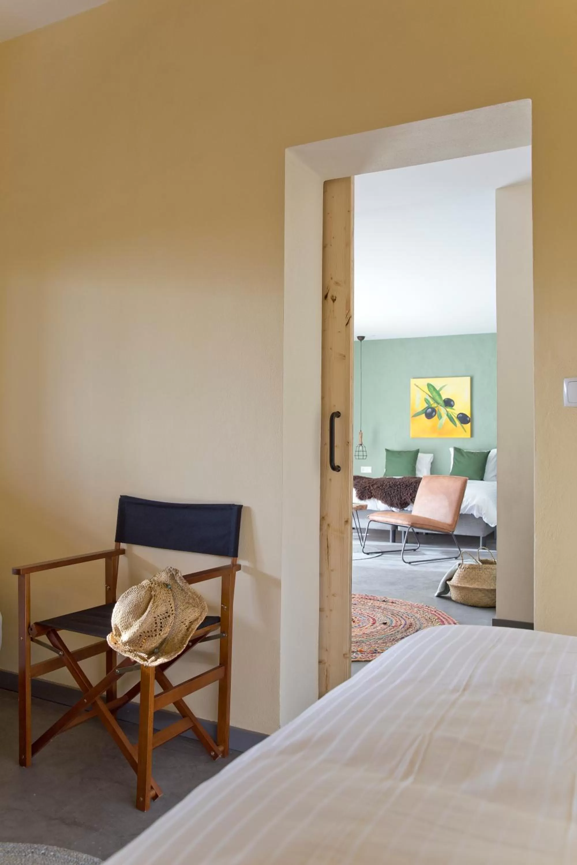 Family, Bed in Trendy and Luxe B&B and Garden Suite