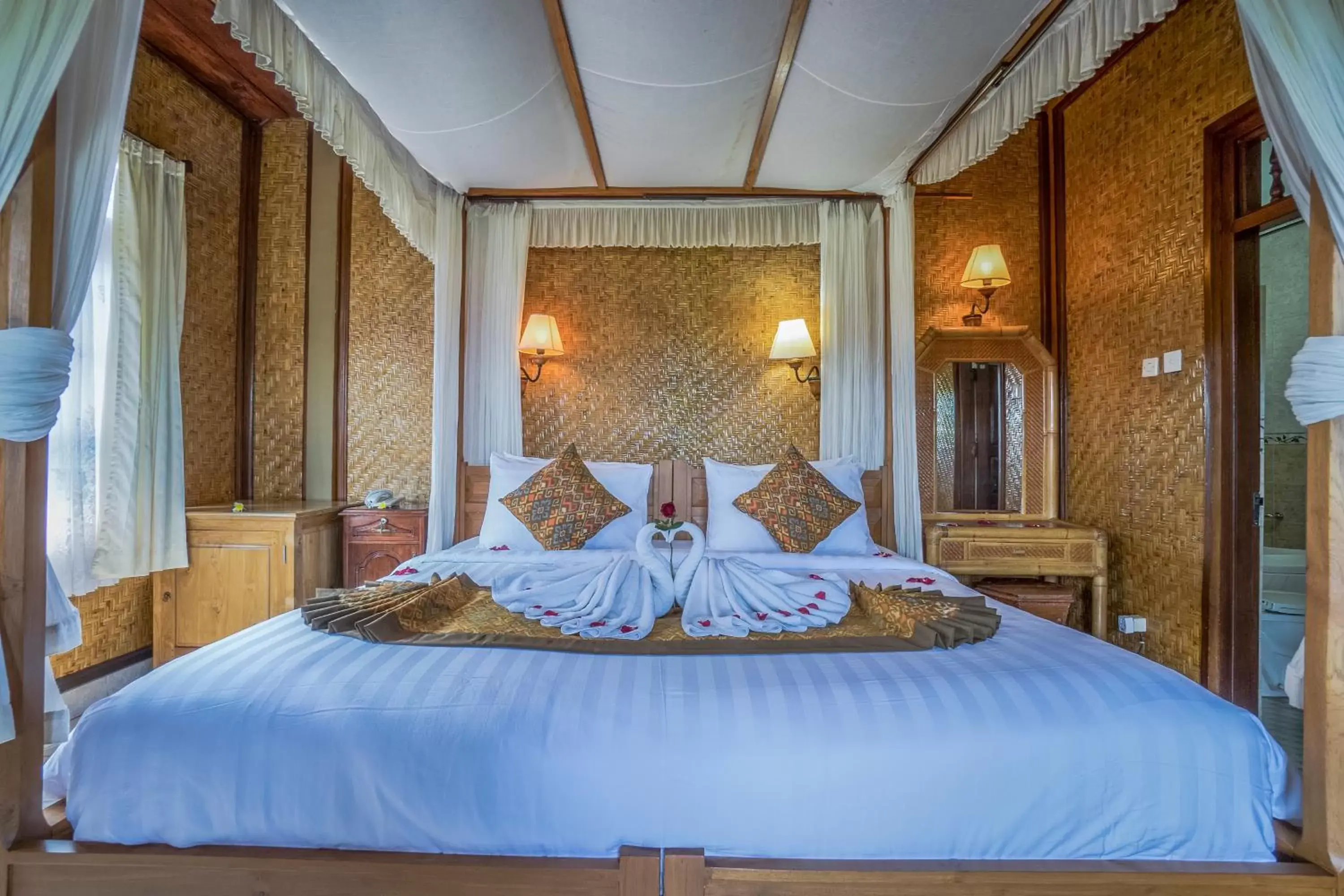 Bedroom, Bed in Cendana Resort & Spa by Mahaputra Bedroom, Bed in Cendana Resort & Spa by Mahaputra