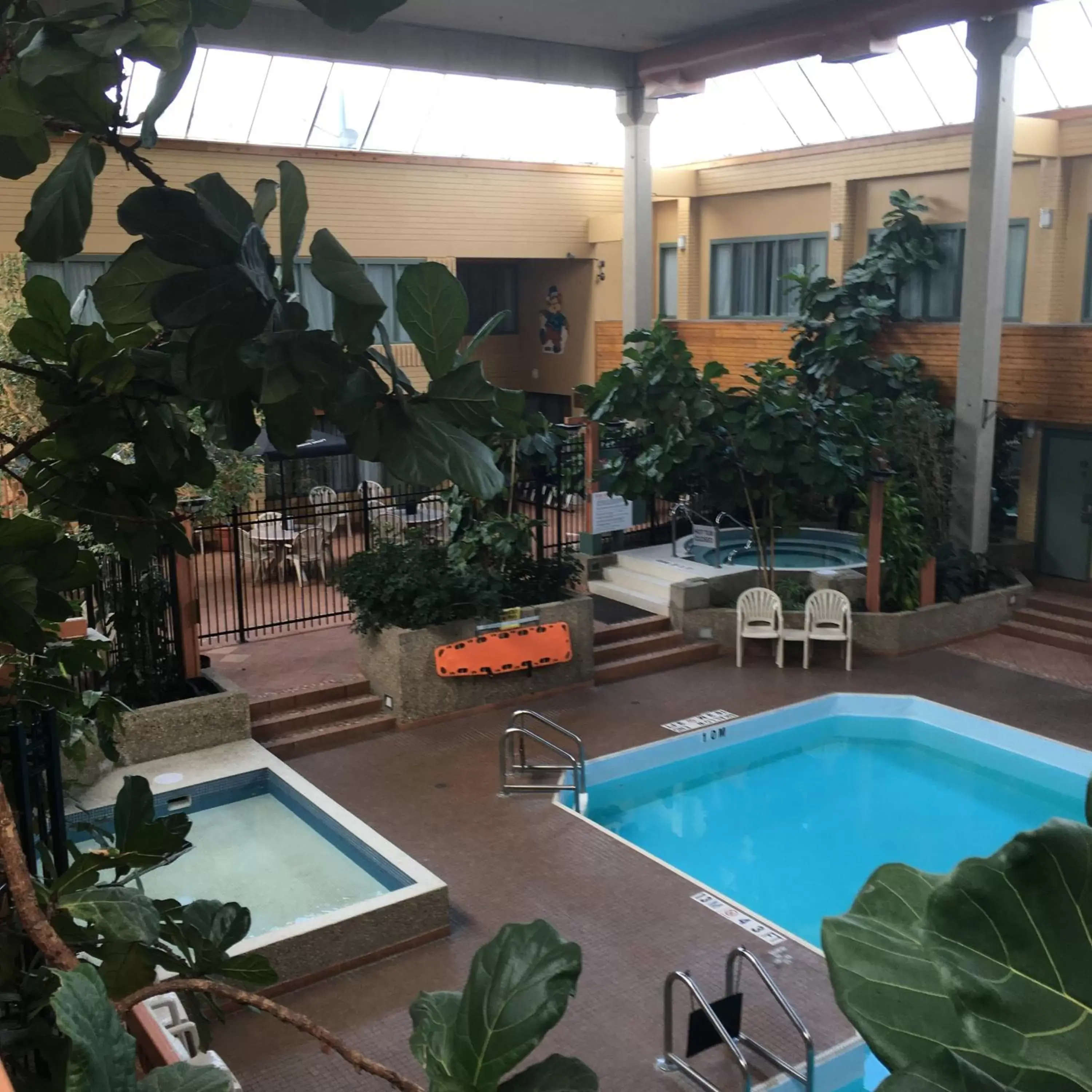 Pool view in Travelodge by Wyndham Winnipeg East Pool view in Travelodge by Wyndham Winnipeg East