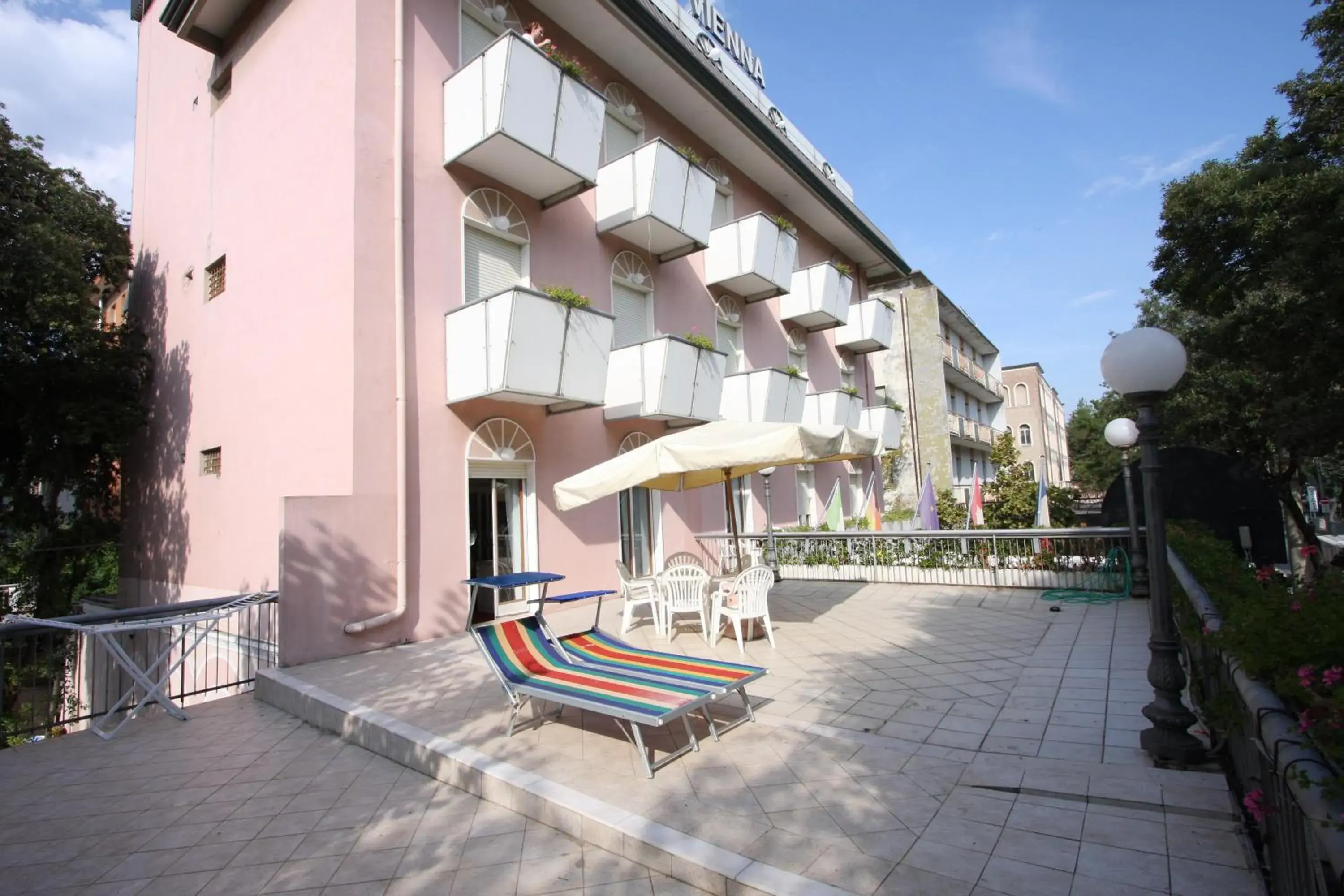 View (from property/room), Property Building in Hotel Vienna Ostenda e Ristorante il Danubio