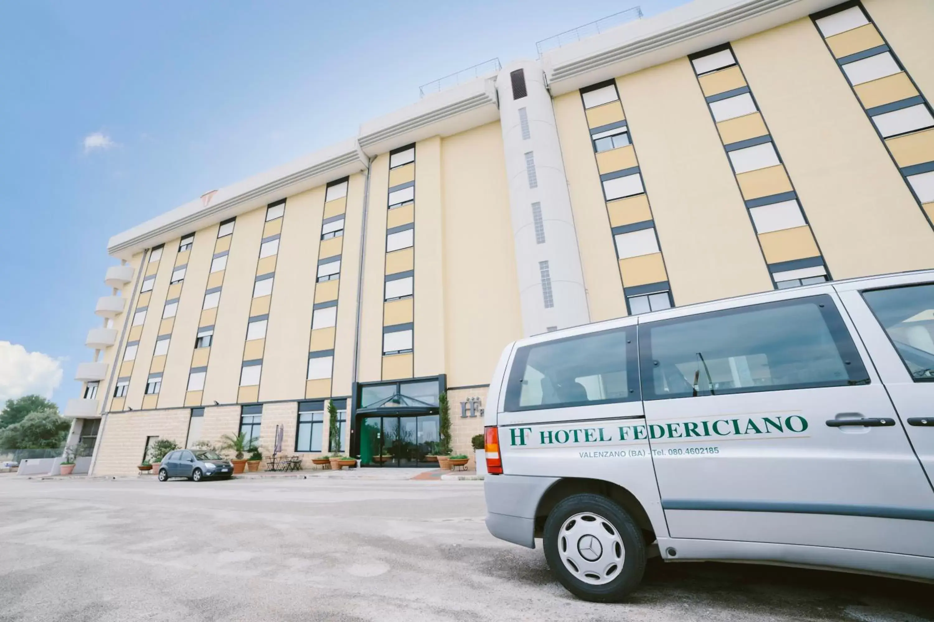 Facade/entrance, Property Building in Hotel Residence Federiciano