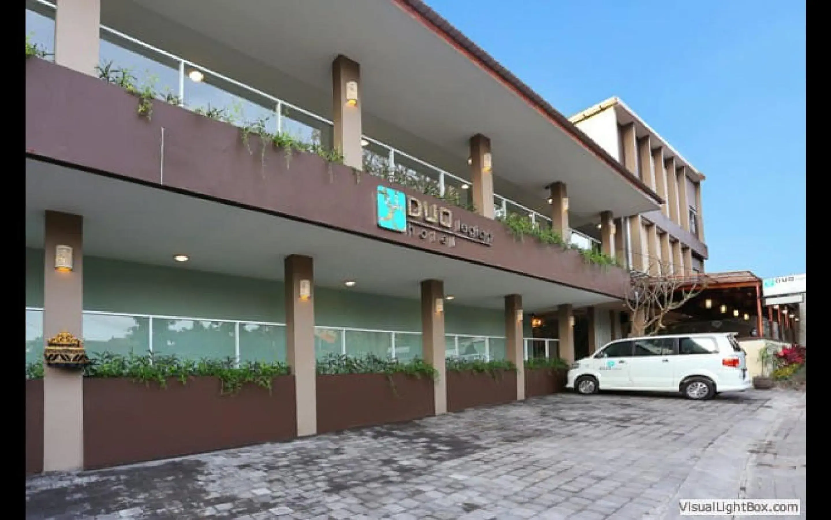 Parking, Property Building in Duo Legian Hotel