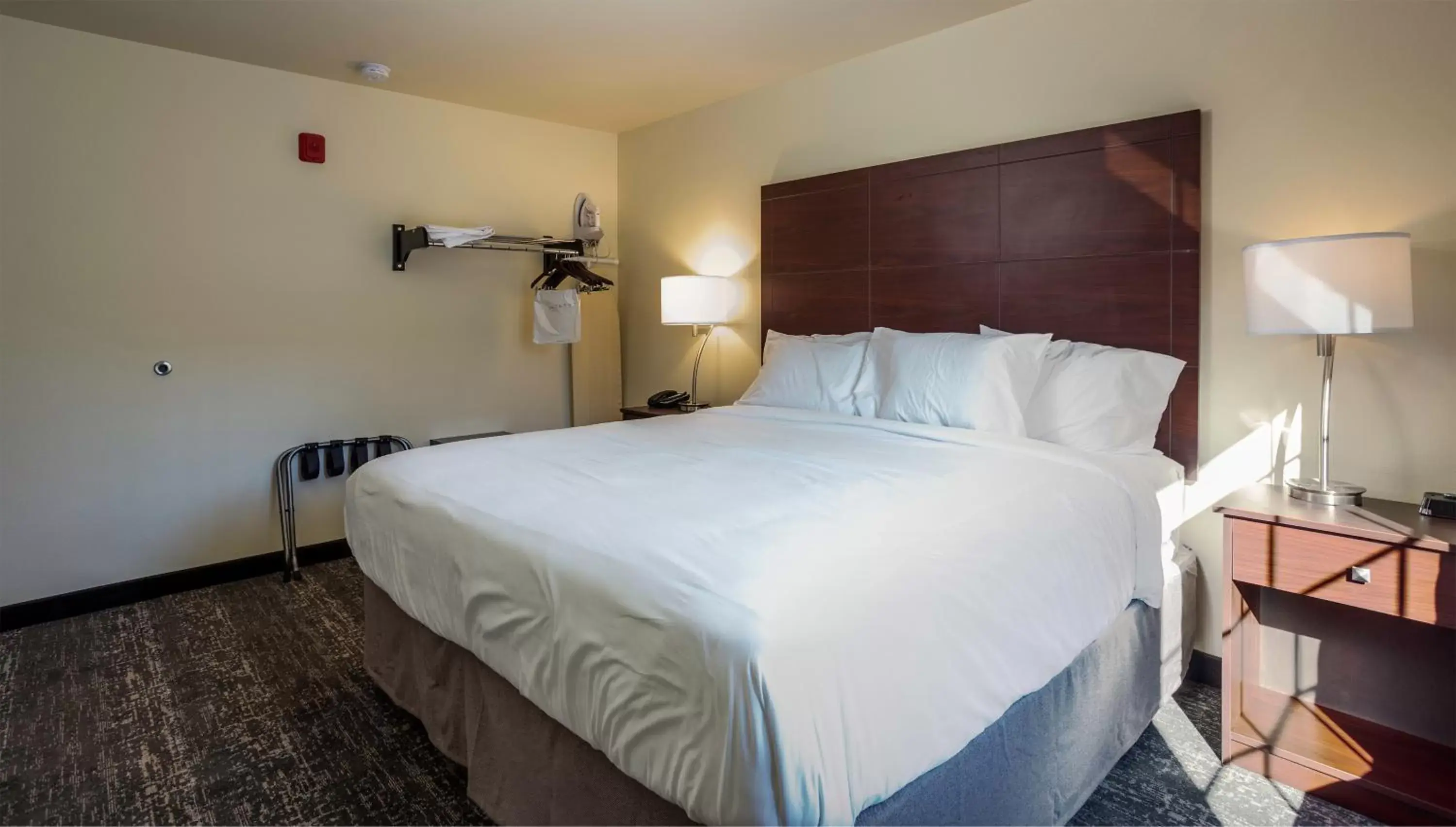 Bed in Cobblestone Inn & Suites - Brookville