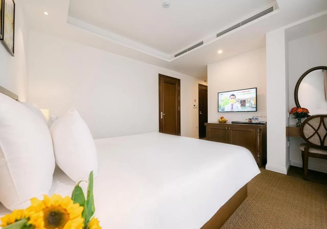 Bed in Marigold Hotel Hanoi