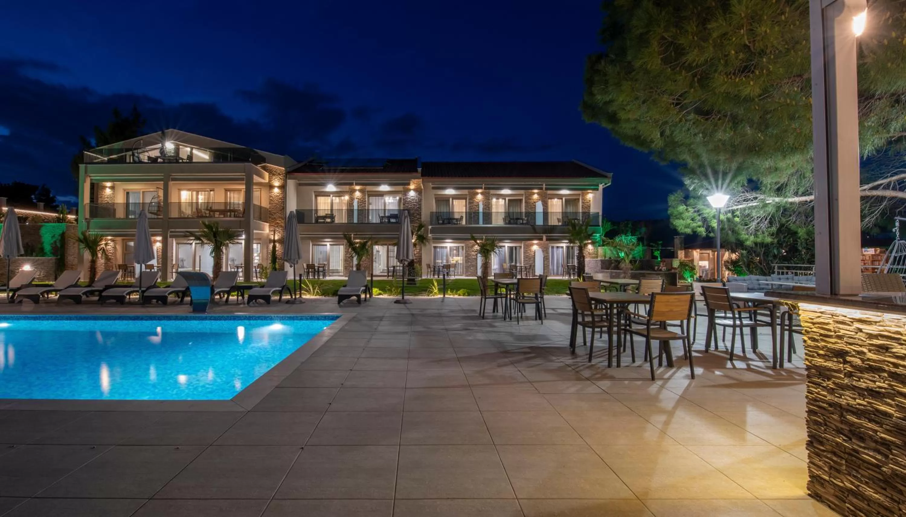 Property building in Villa Sara