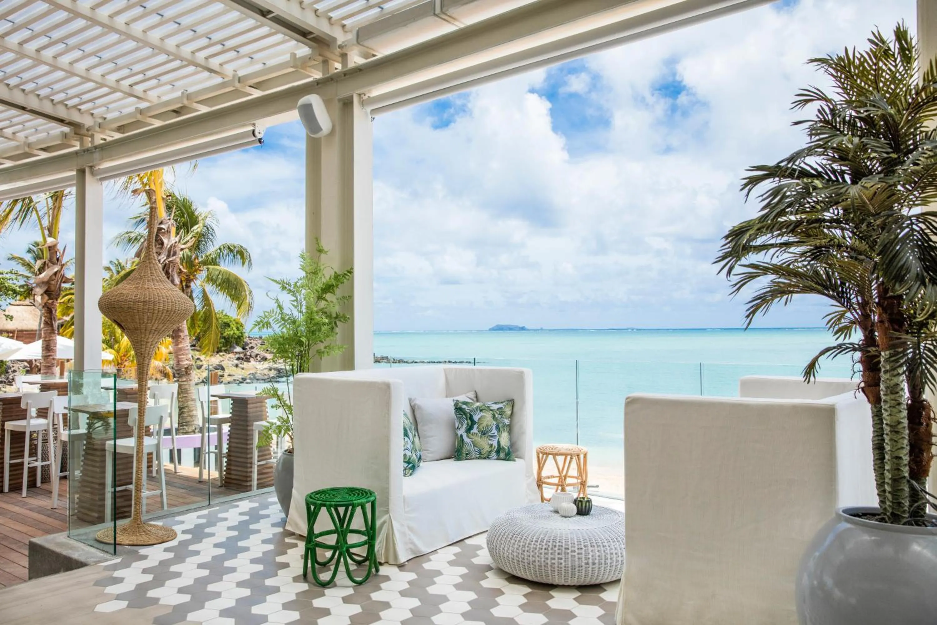 Restaurant/places to eat in LUX* Grand Gaube Resort & Villas