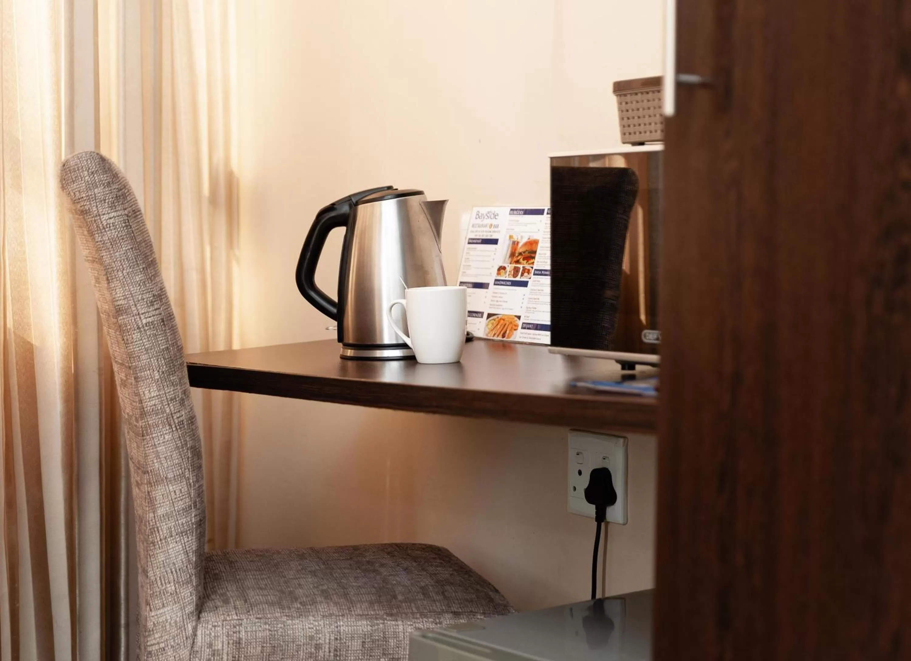 Coffee/tea facilities in Bayside Hotel 100 Pixley Kaseme Street (West Street)