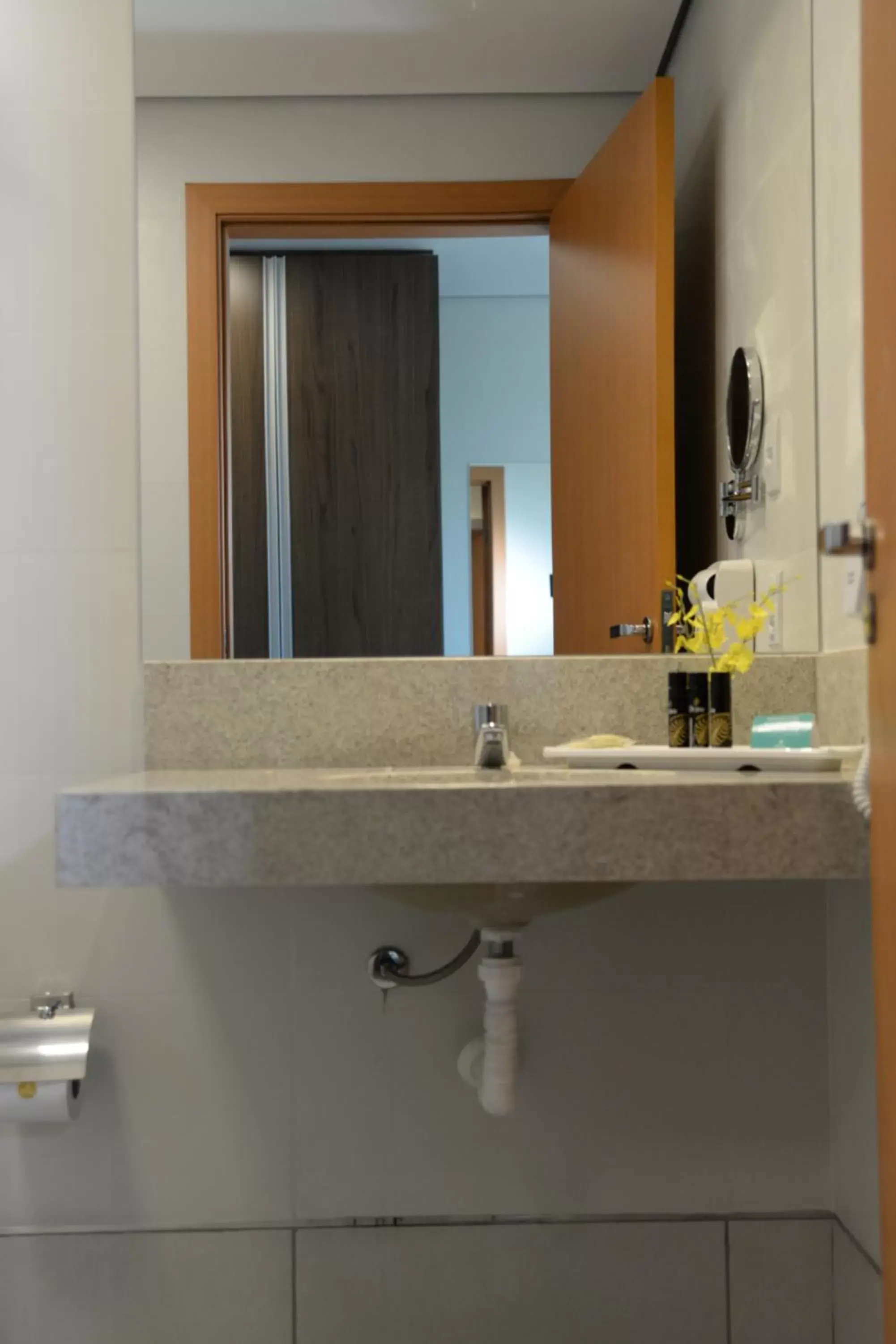 Bathroom in Dubai Suites