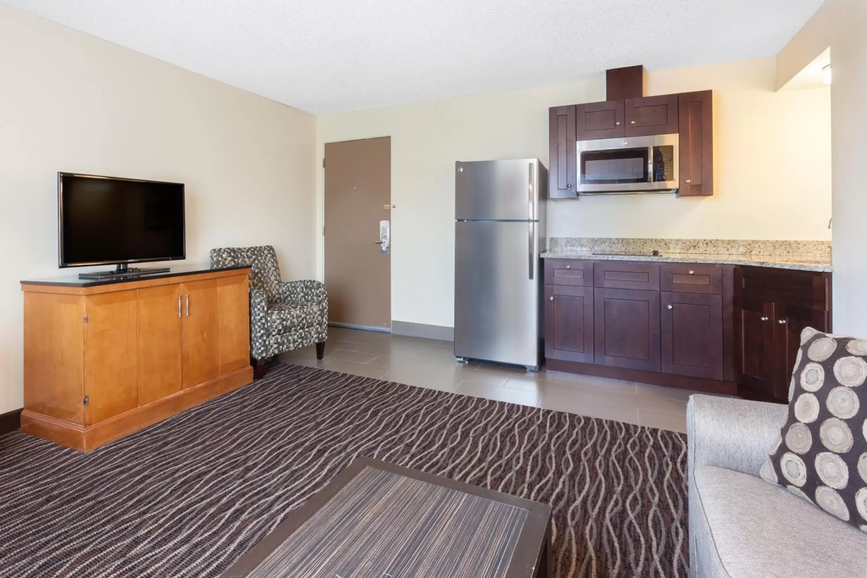 TV and multimedia, TV/Entertainment Center in Days Inn by Wyndham Yakima