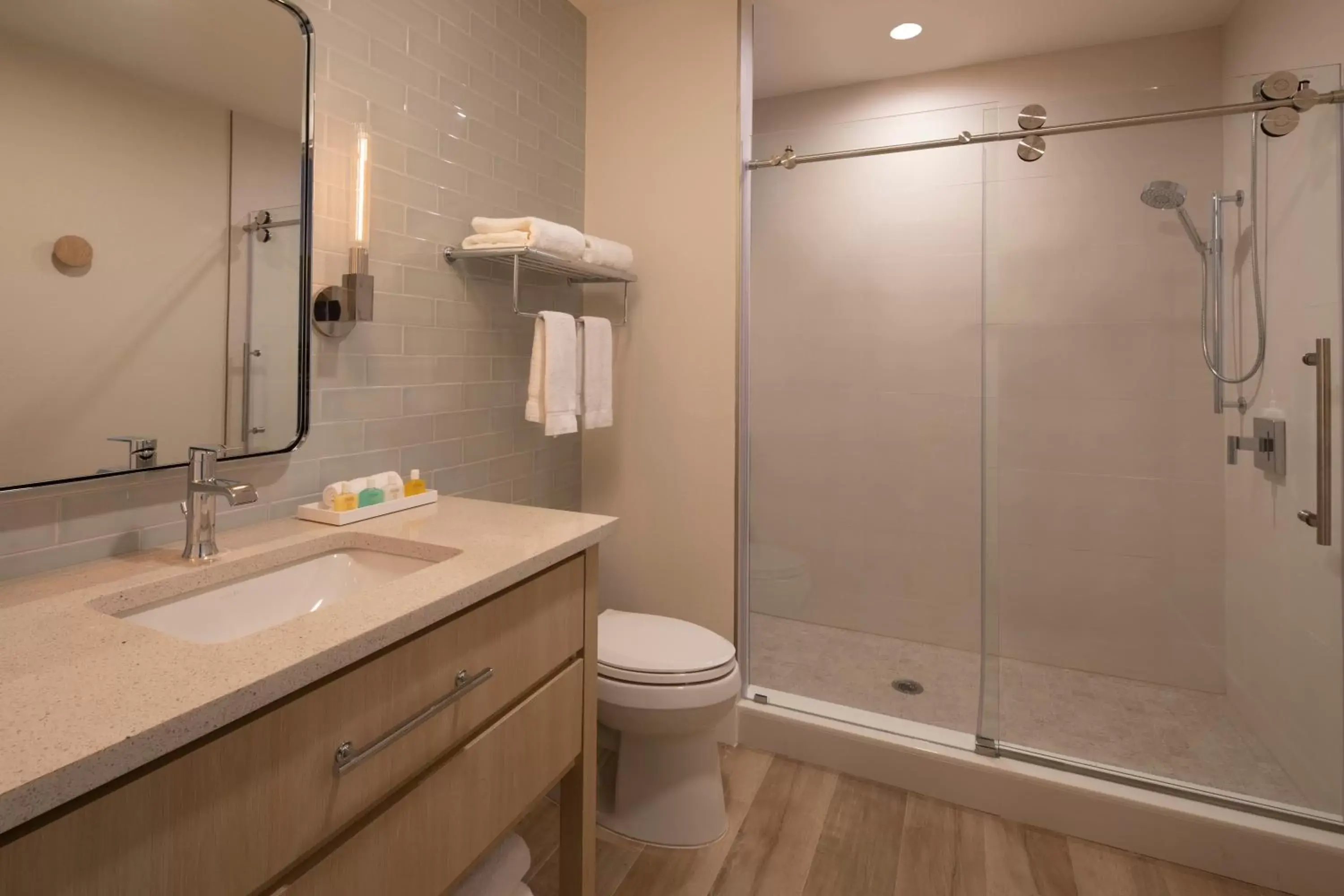 Bathroom in La Siesta Resort & Villas