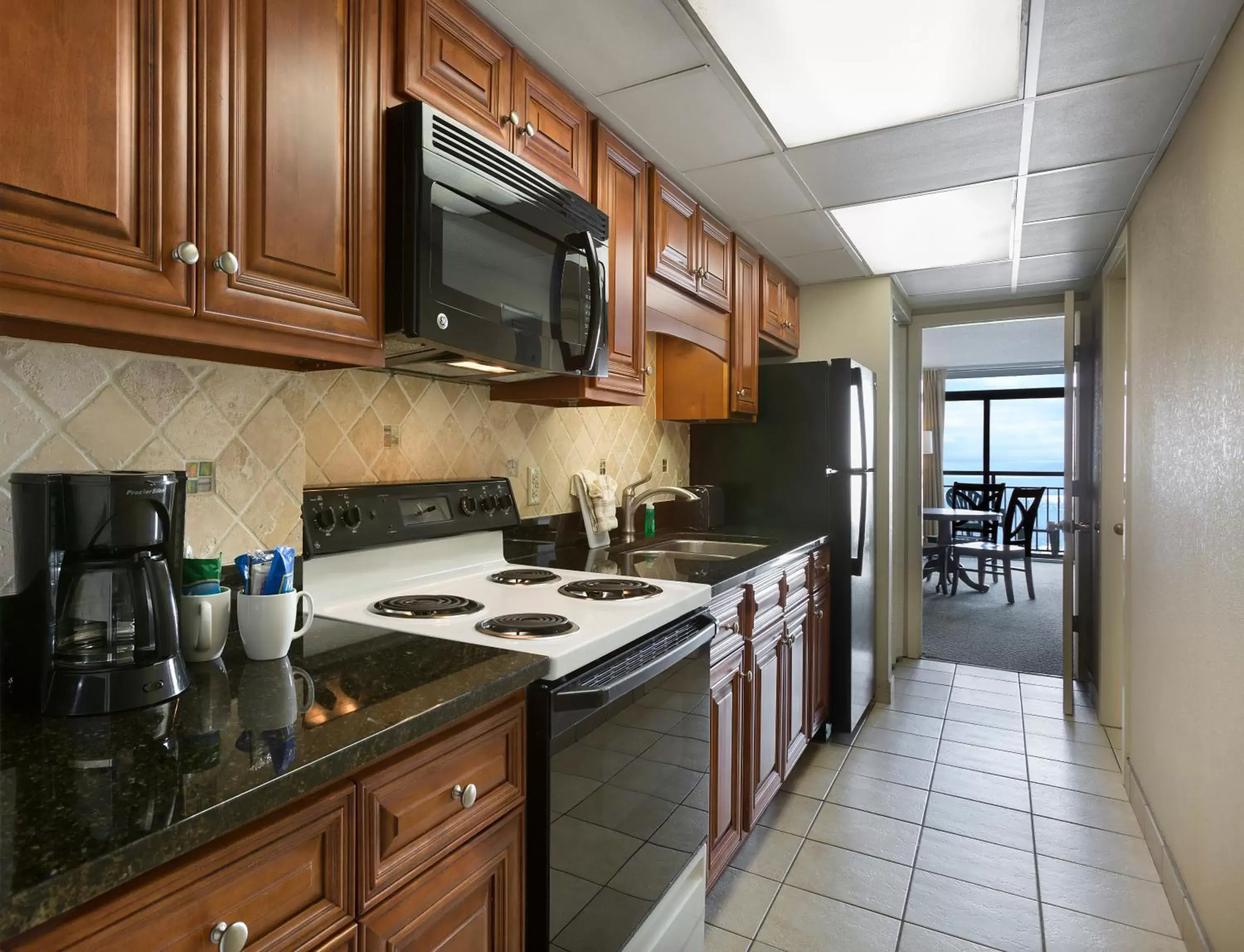 Kitchen or kitchenette, Kitchen/Kitchenette in Landmark Resort