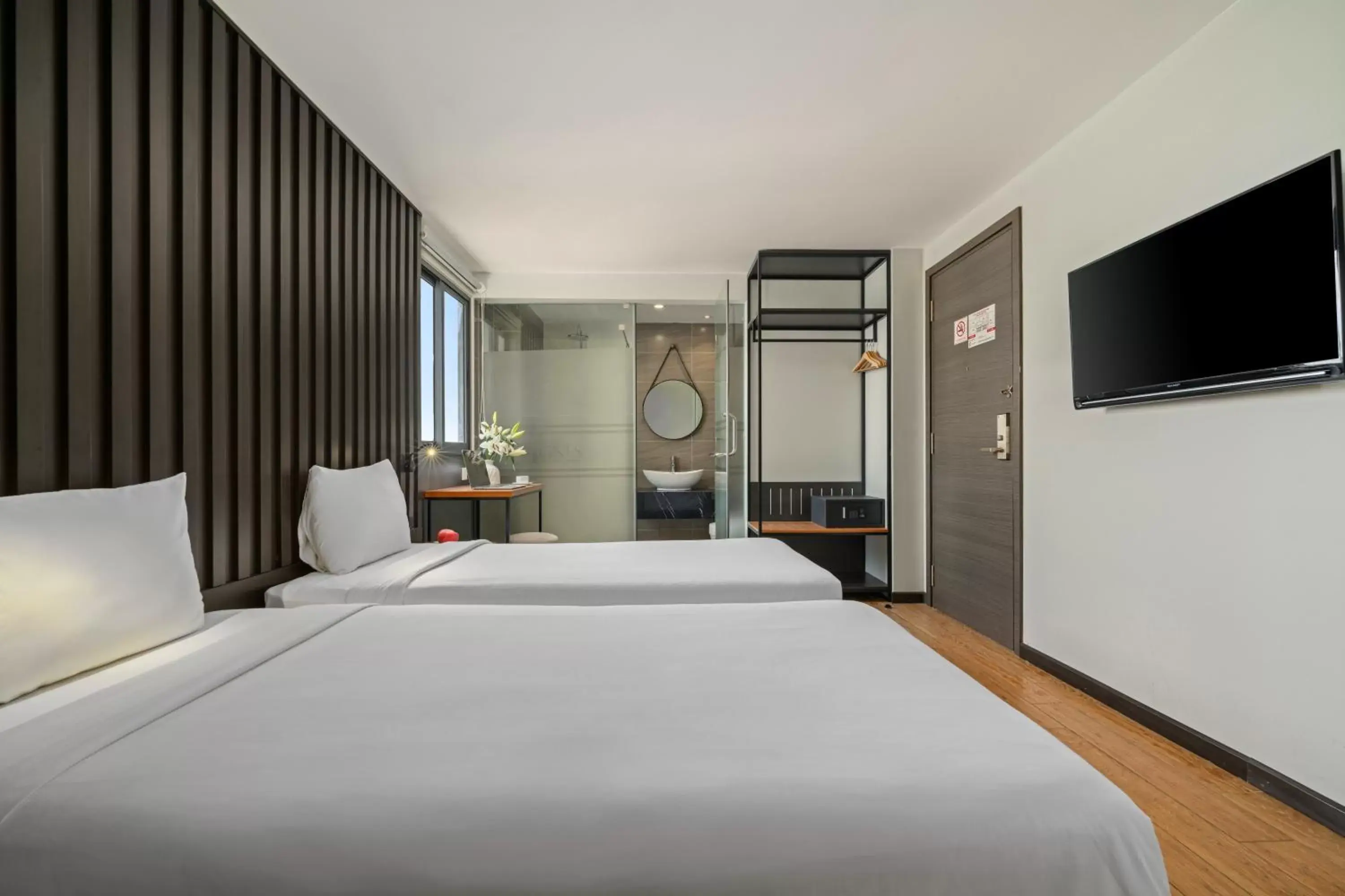 Twin Room with City View in AGNES HOTEL managed by DHG Twin Room with City View in AGNES HOTEL managed by DHG