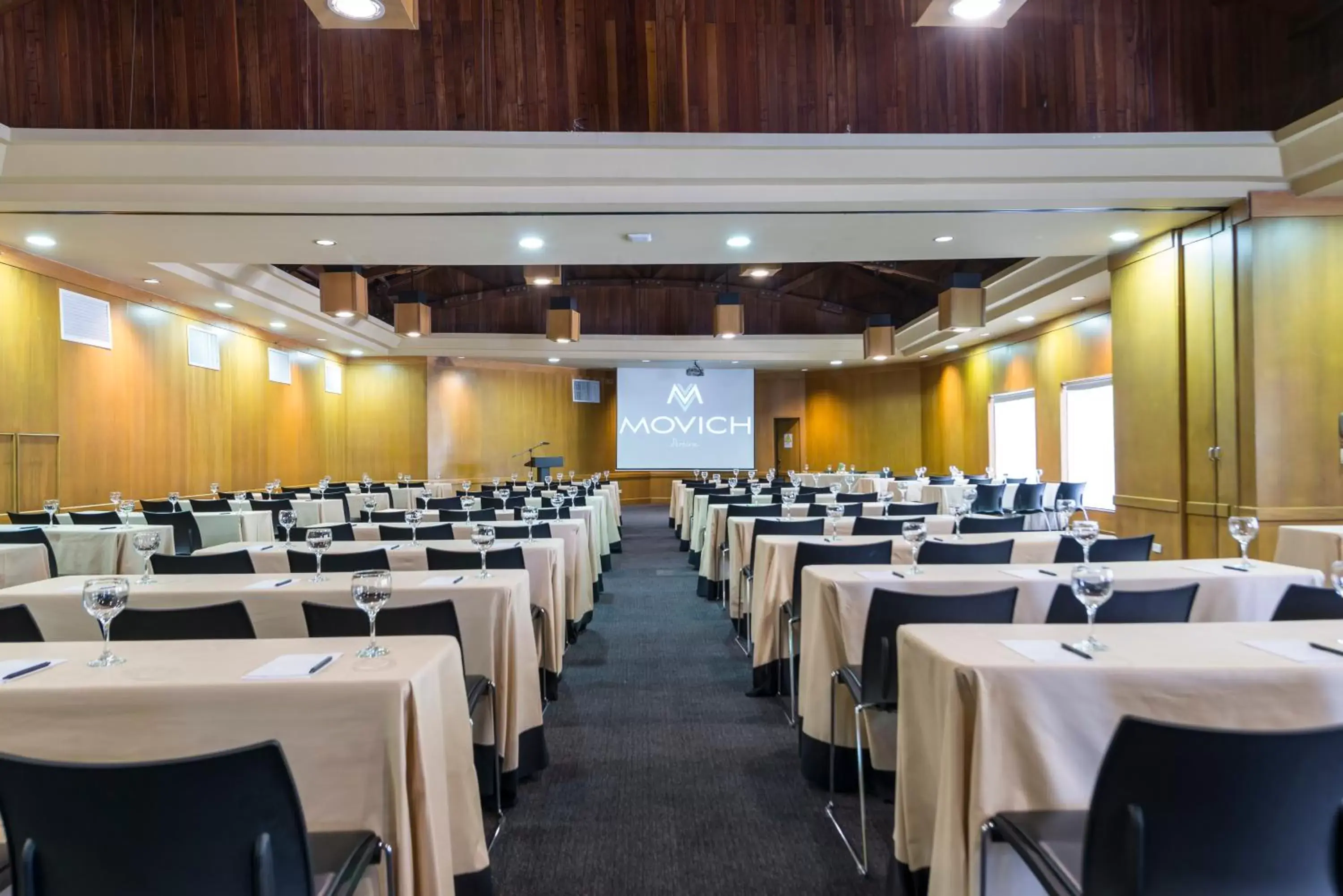 Meeting/conference room in Movich Hotel de Pereira