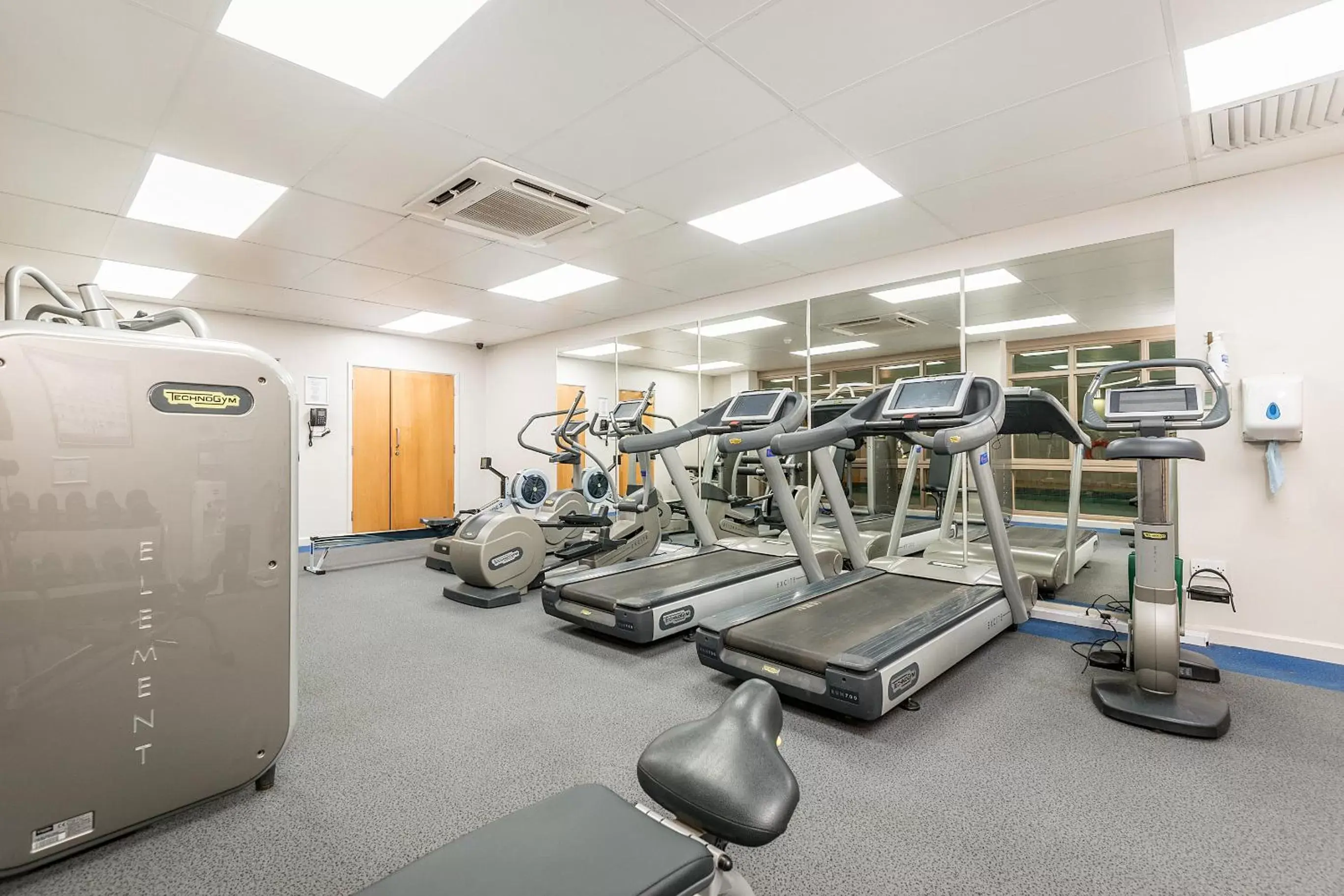 Fitness centre/facilities, Fitness Center/Facilities in New Place