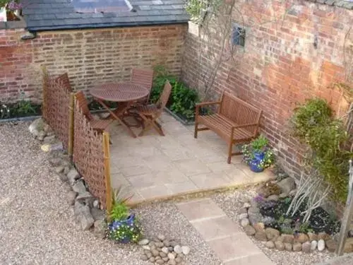 Property building, Patio/Outdoor Area in Shepherds Row Bed and Breakfast