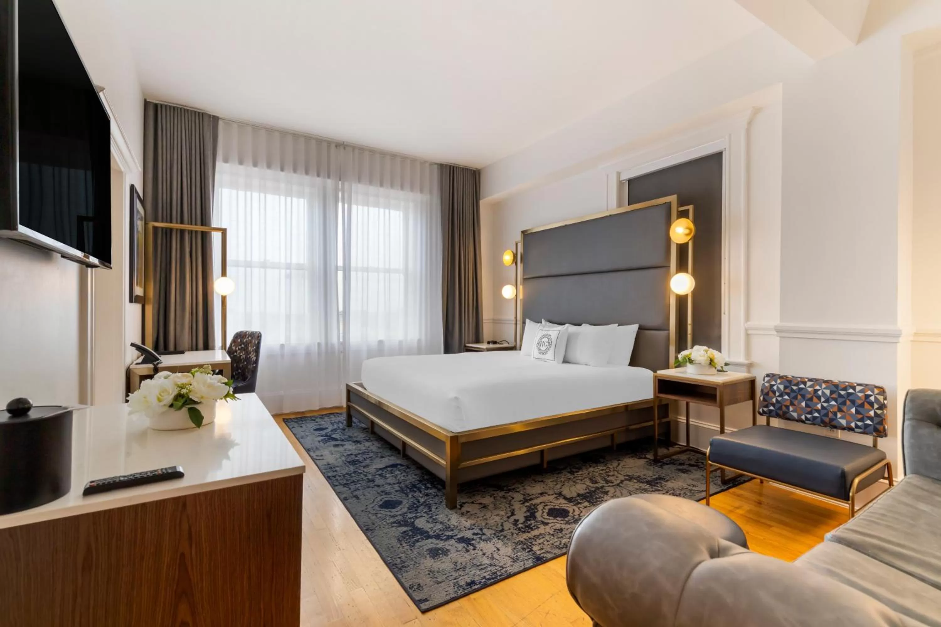 Bedroom, Bed in Hotel Gibbs Downtown Riverwalk