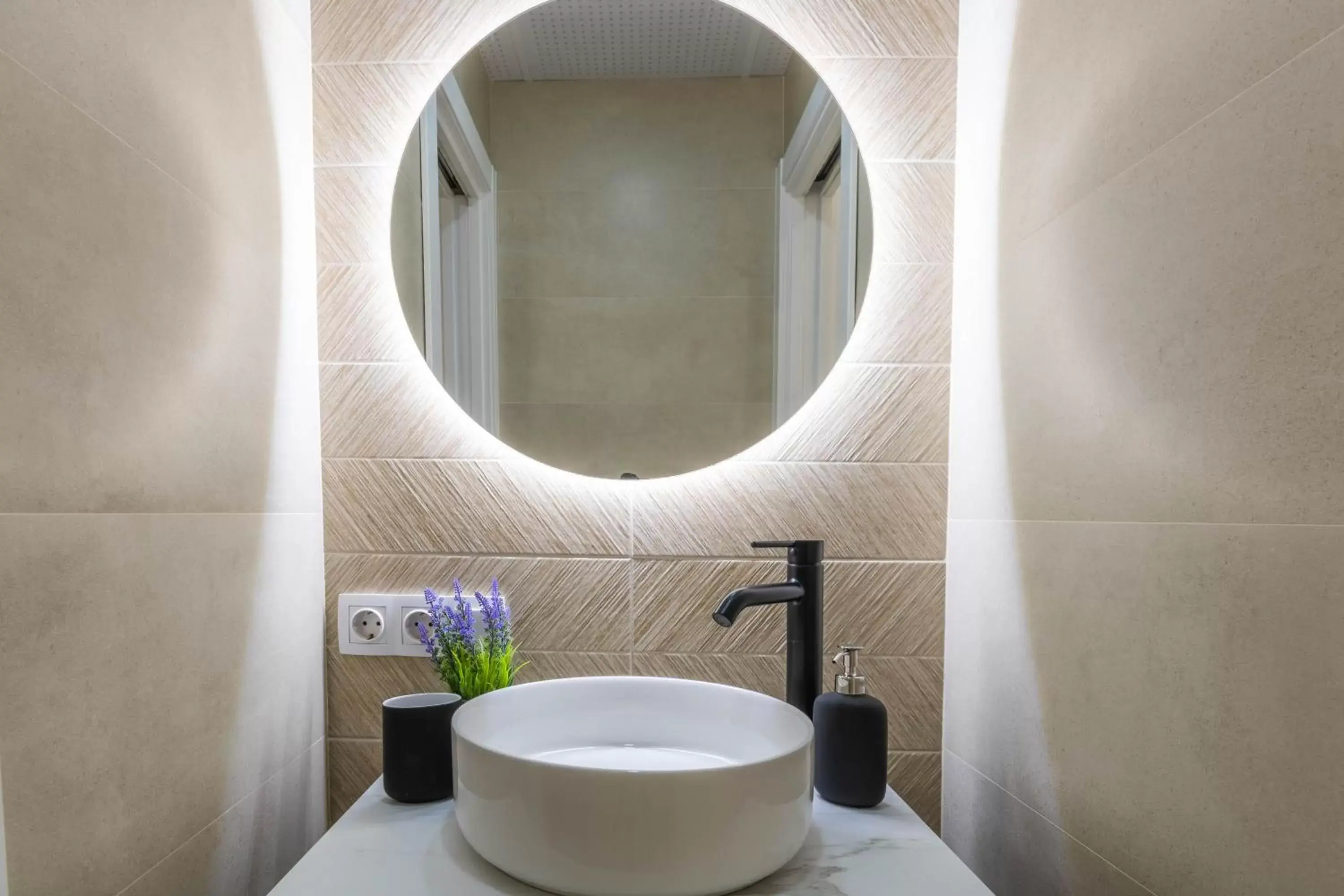 Bathroom in Apartamentos Alnatur